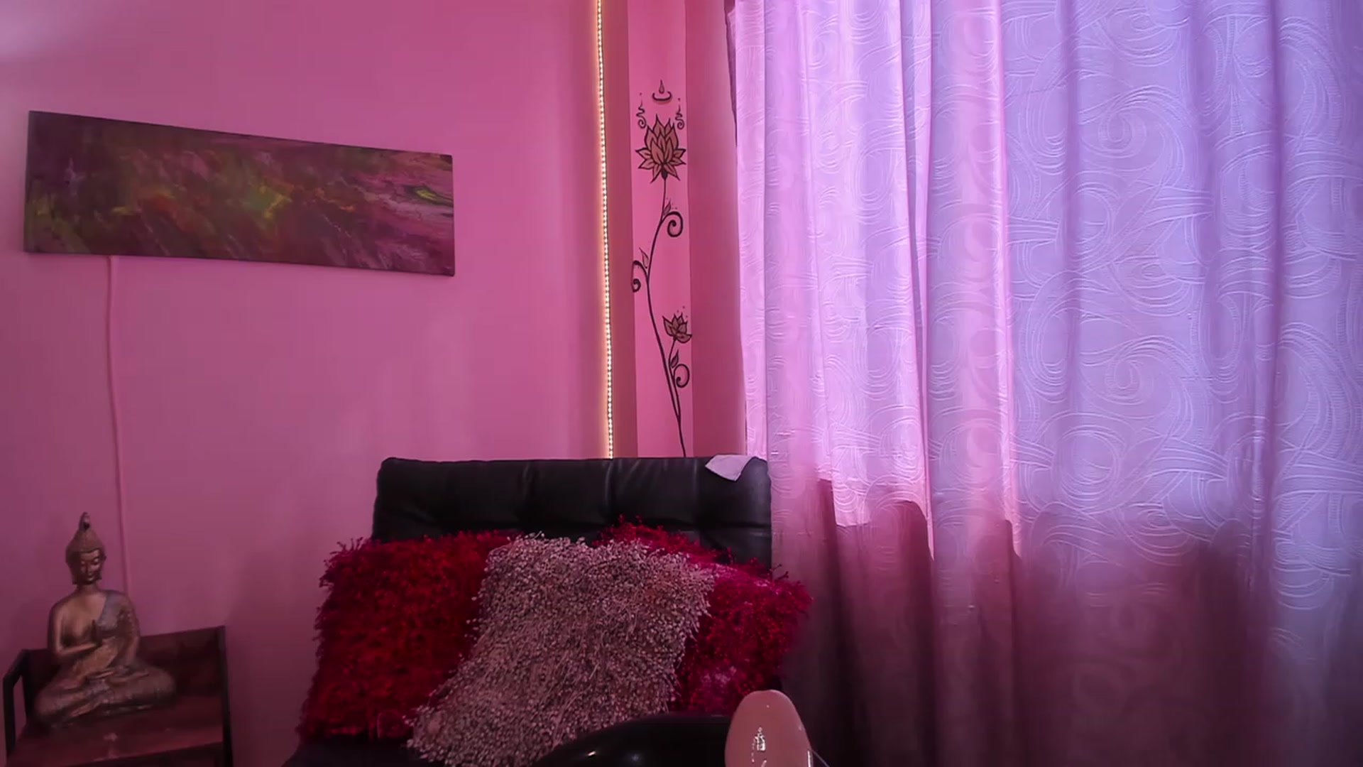 Gallery image thumbnail from Miacrazysweet's myfreecams stream on, 04/15/2023, 14:54 image 9 of 20