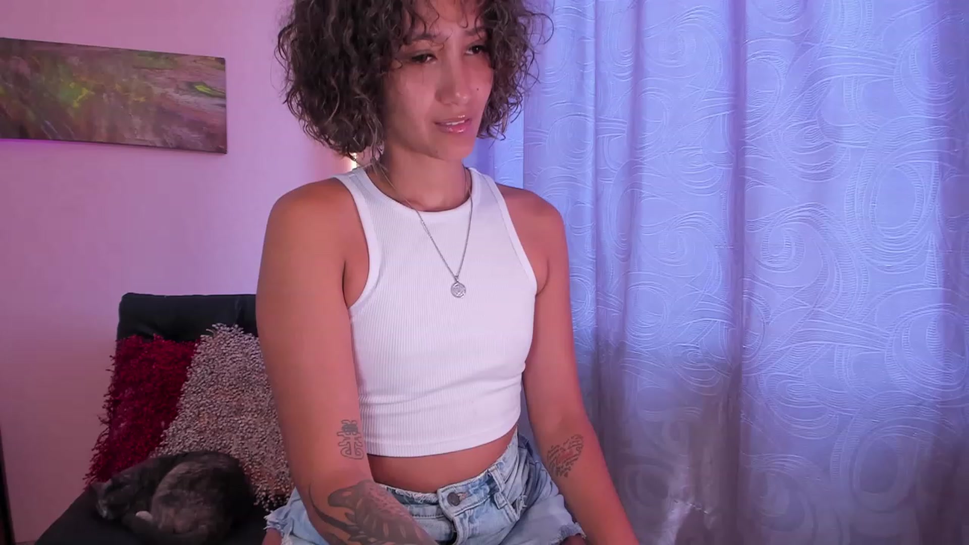 Gallery image thumbnail from Miacrazysweet's myfreecams stream on, 06/03/2023, 19:15 image 1 of 20
