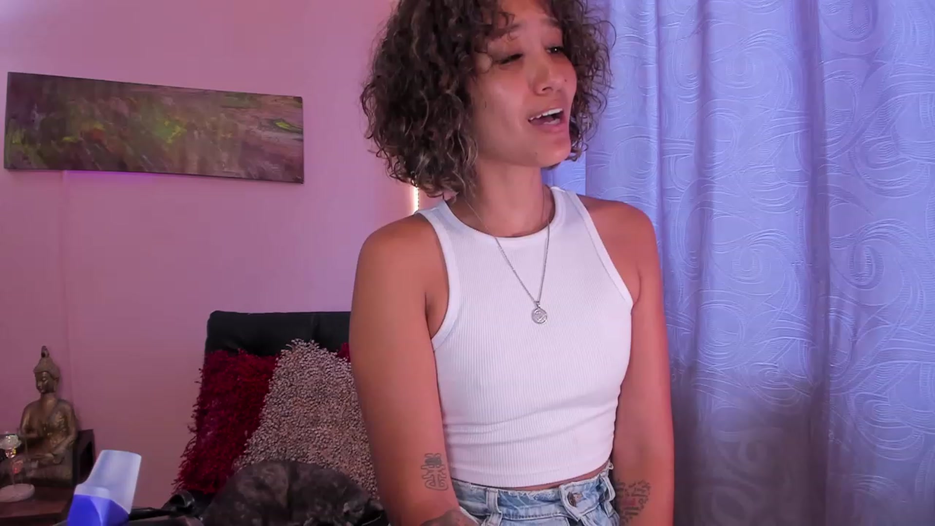 Gallery image thumbnail from Miacrazysweet's myfreecams stream on, 06/03/2023, 19:15 image 16 of 20
