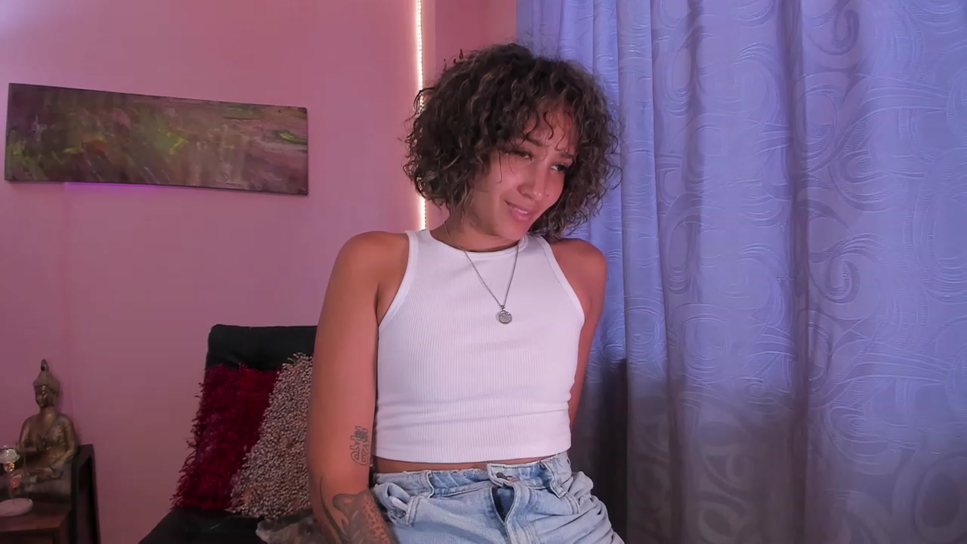Gallery image thumbnail from Miacrazysweet's myfreecams stream on, 06/03/2023, 20:16 image 6 of 20