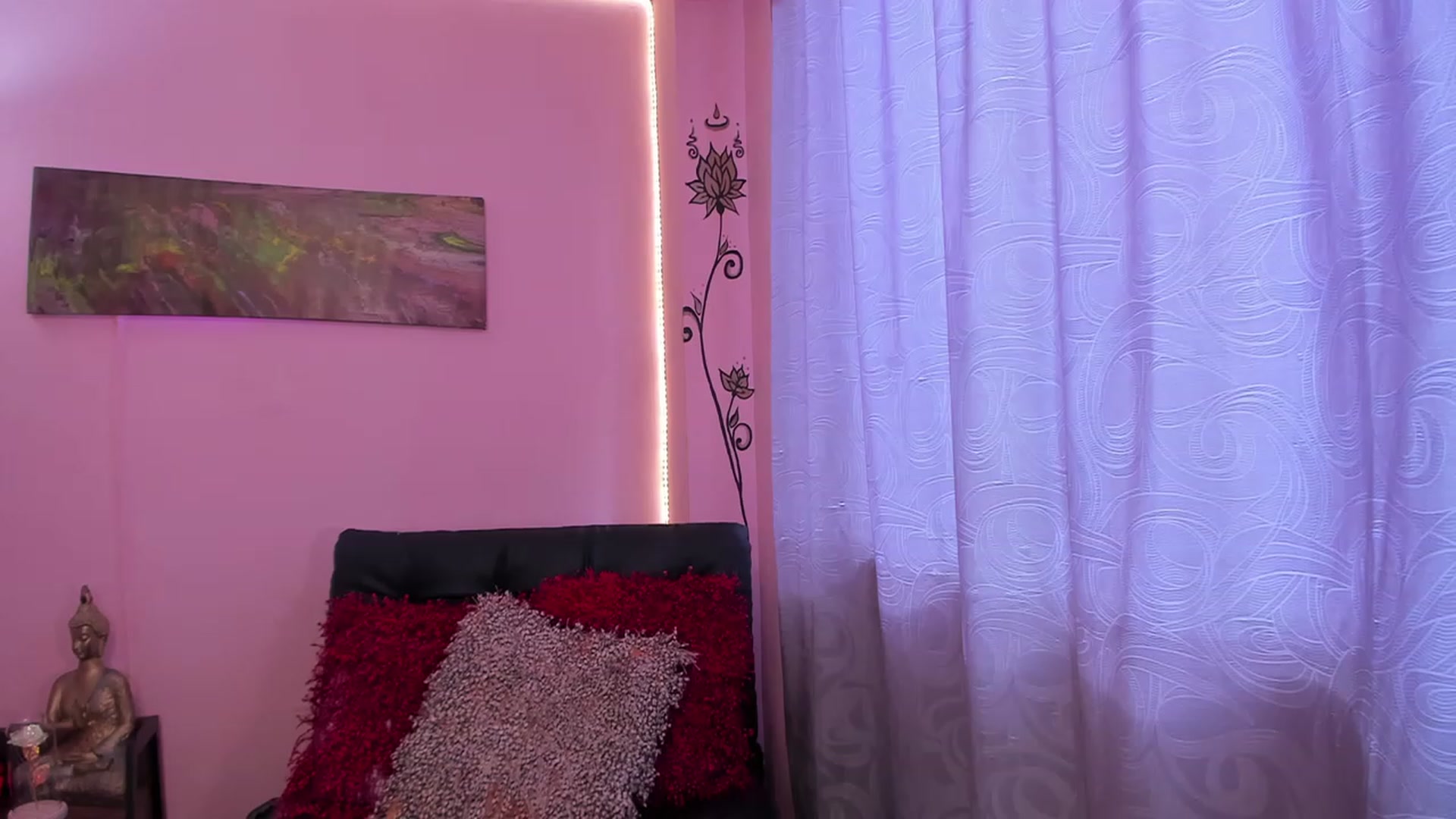 Gallery image thumbnail from Miacrazysweet's myfreecams stream on, 06/04/2023, 14:27 image 10 of 20