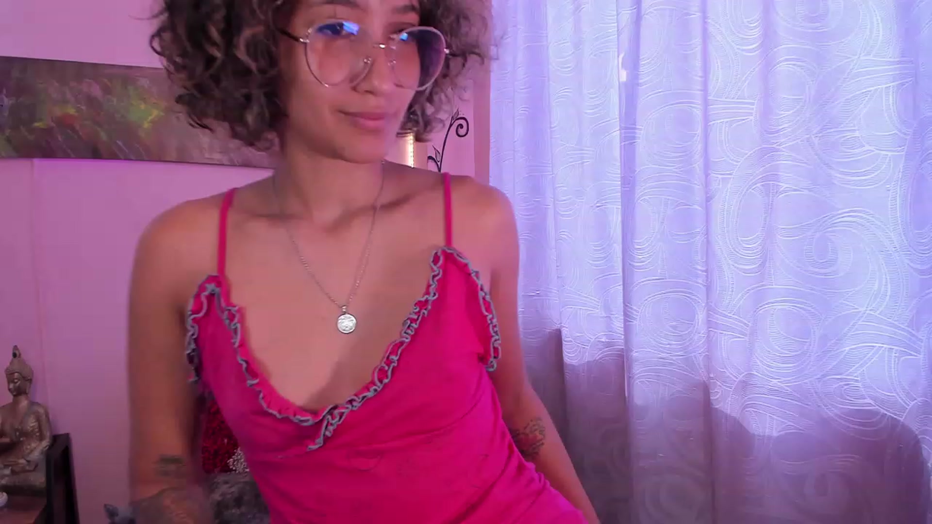 Gallery image thumbnail from Miacrazysweet's myfreecams stream on, 06/04/2023, 14:27 image 4 of 20