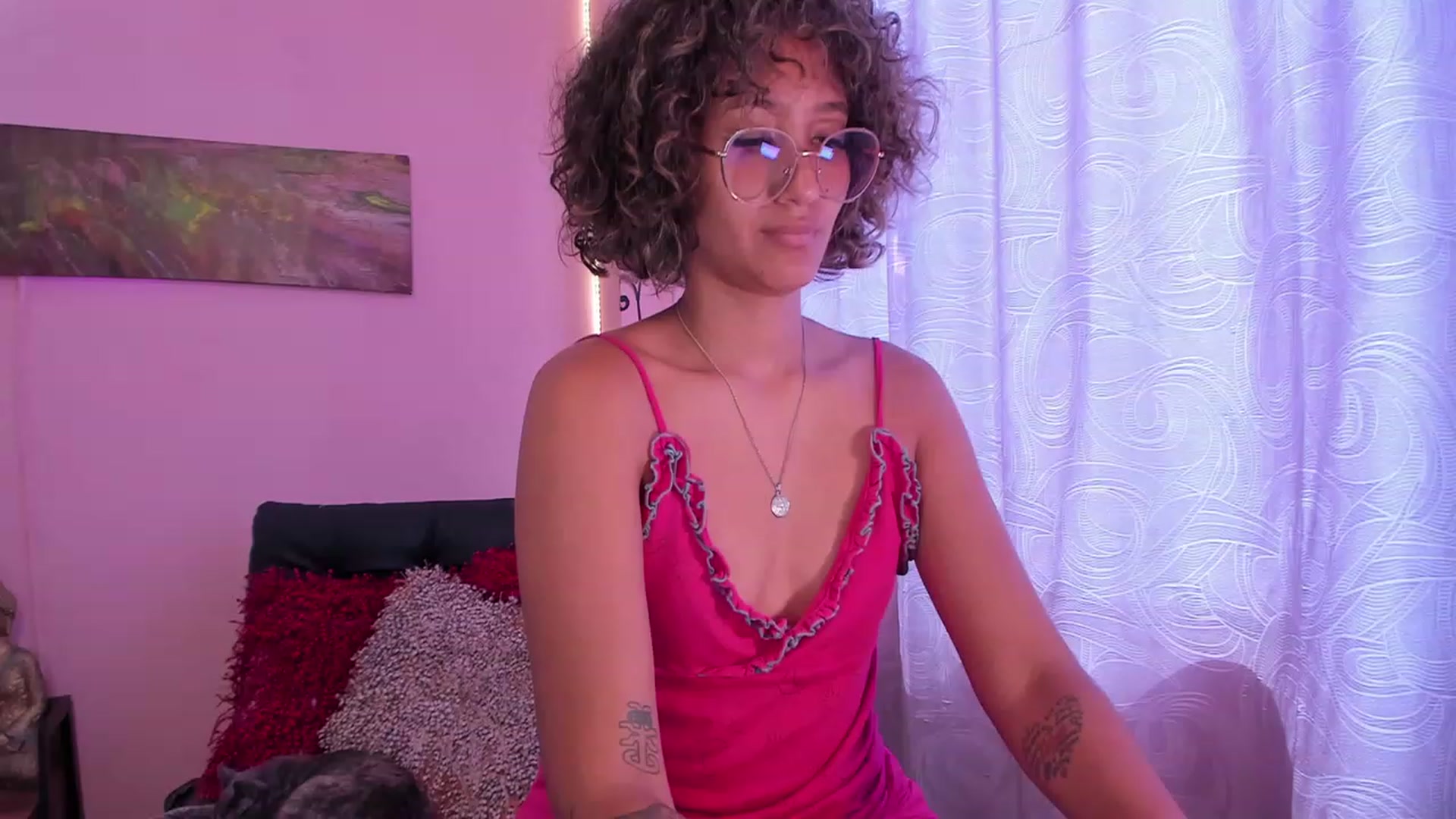Gallery image thumbnail from Miacrazysweet's myfreecams stream on, 06/04/2023, 15:40 image 8 of 20