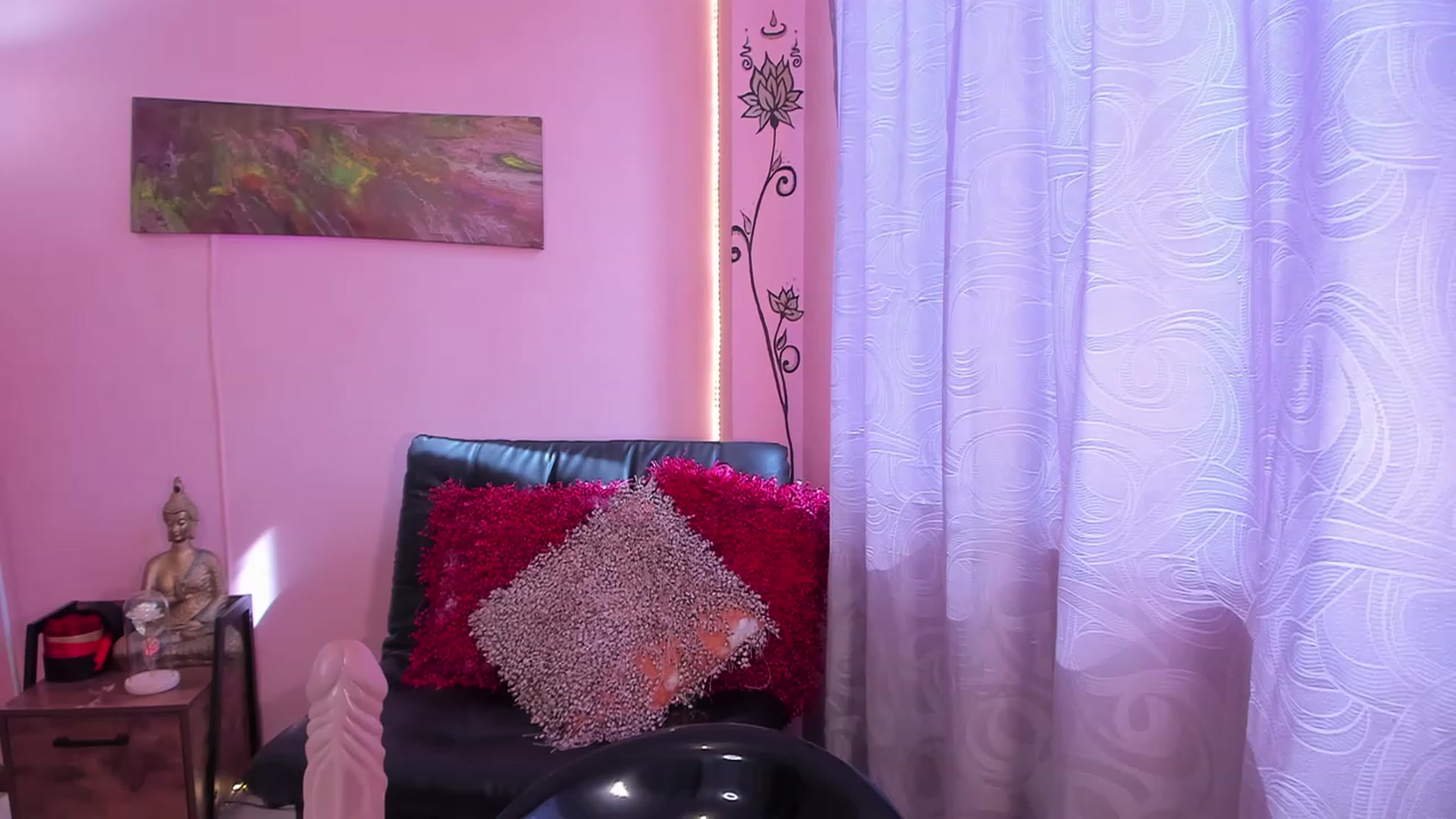 Gallery image thumbnail from Miacrazysweet's myfreecams stream on, 06/24/2023, 14:32 image 18 of 20