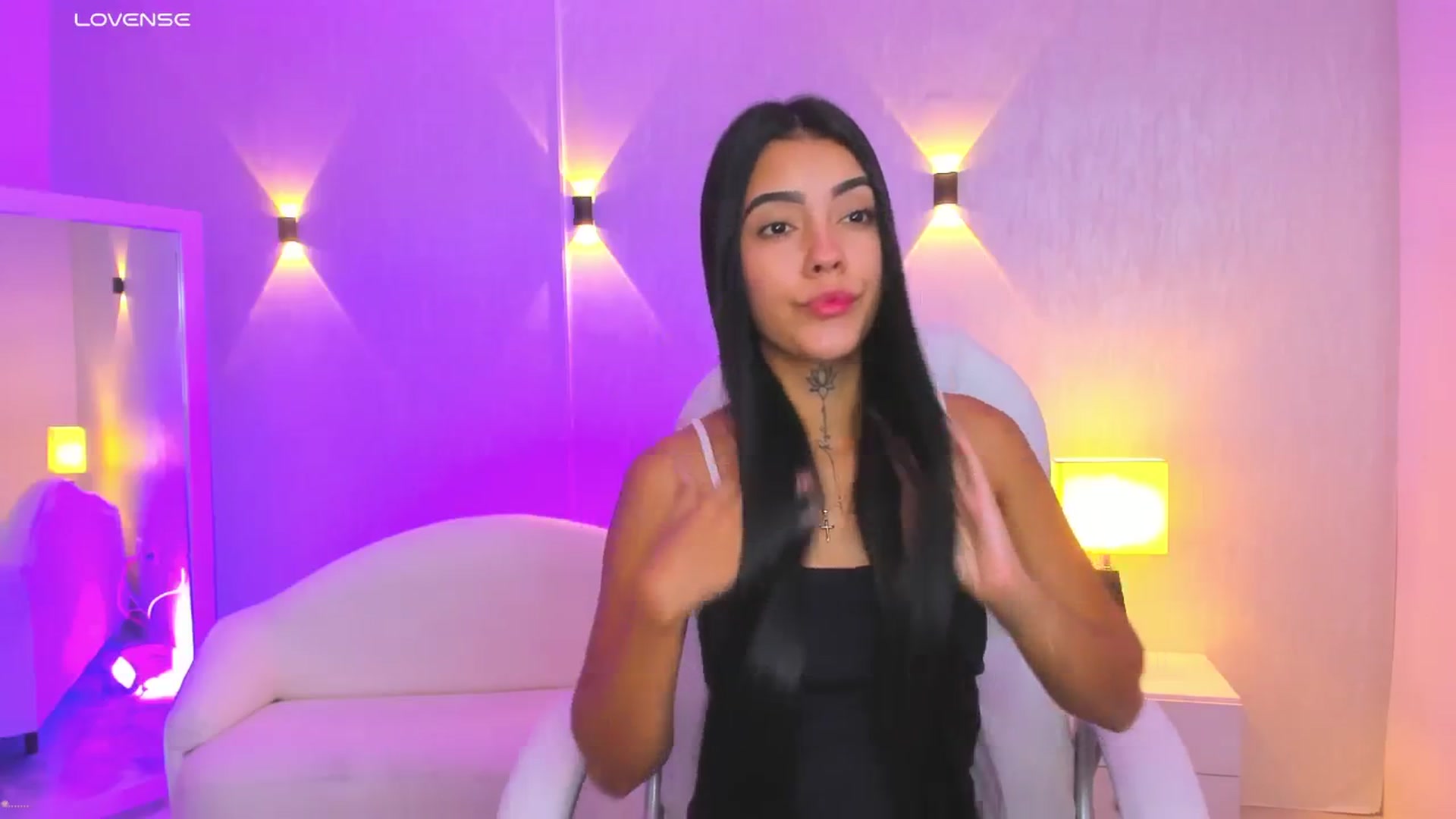 Gallery image thumbnail from Miagomez1's myfreecams stream on, 05/26/2025, 16:09 image 19 of 20
