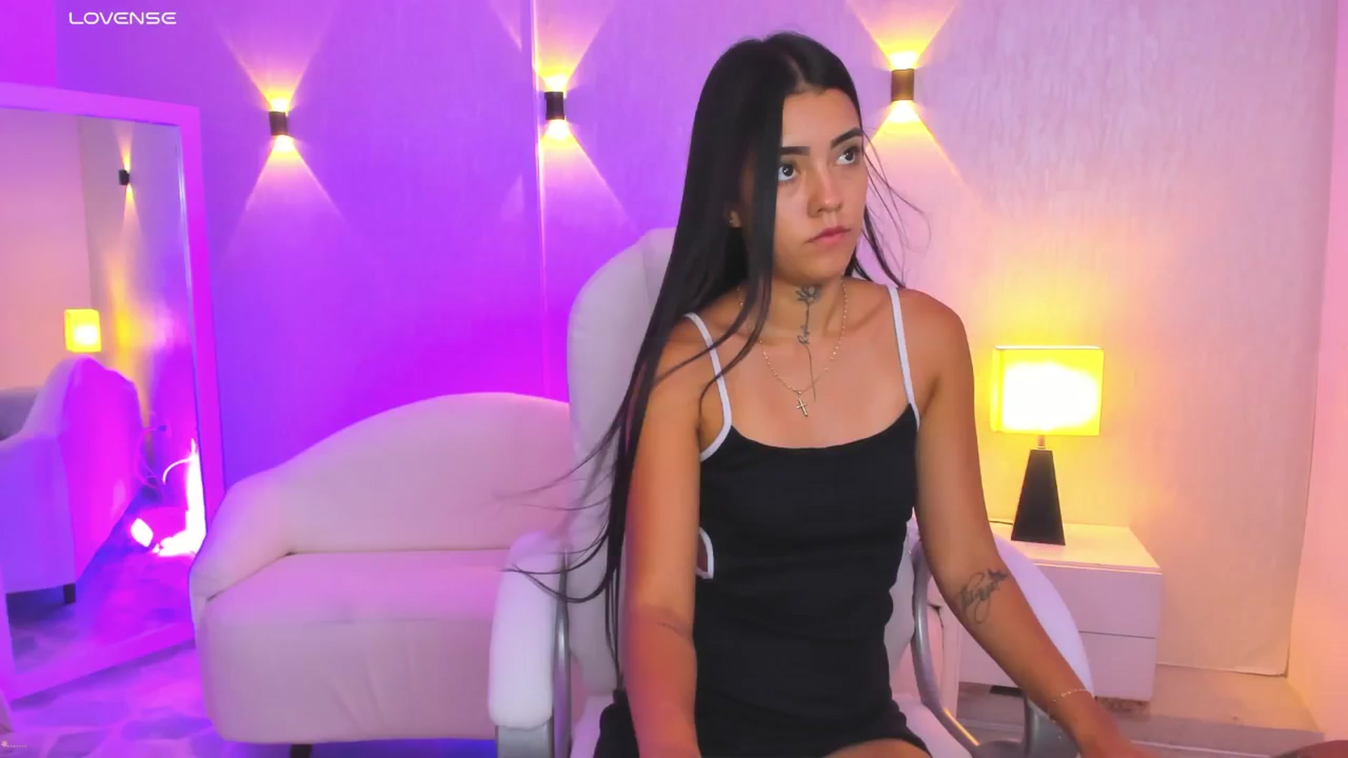 Gallery image thumbnail from Miagomez1's myfreecams stream on, 05/26/2025, 17:52 image 1 of 20