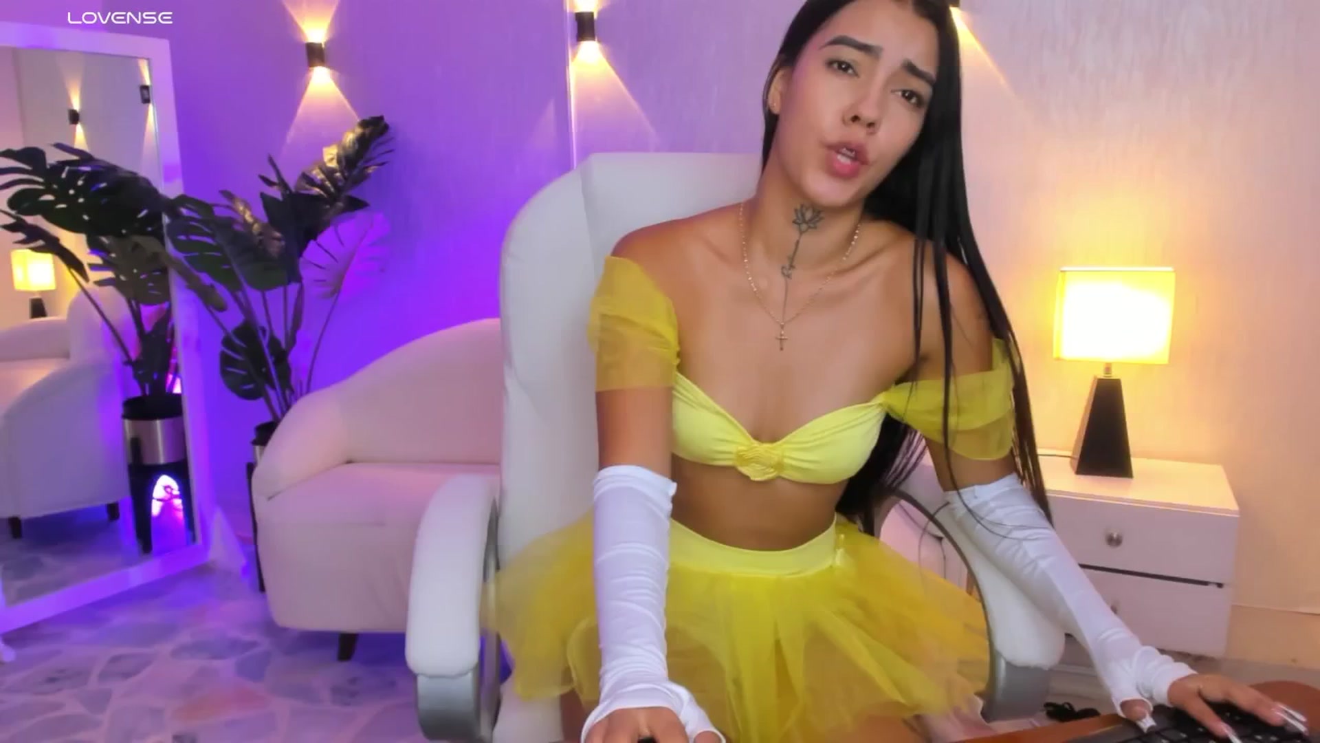 Gallery image thumbnail from Miagomez1's myfreecams stream on, 06/11/2025, 15:02 image 14 of 20