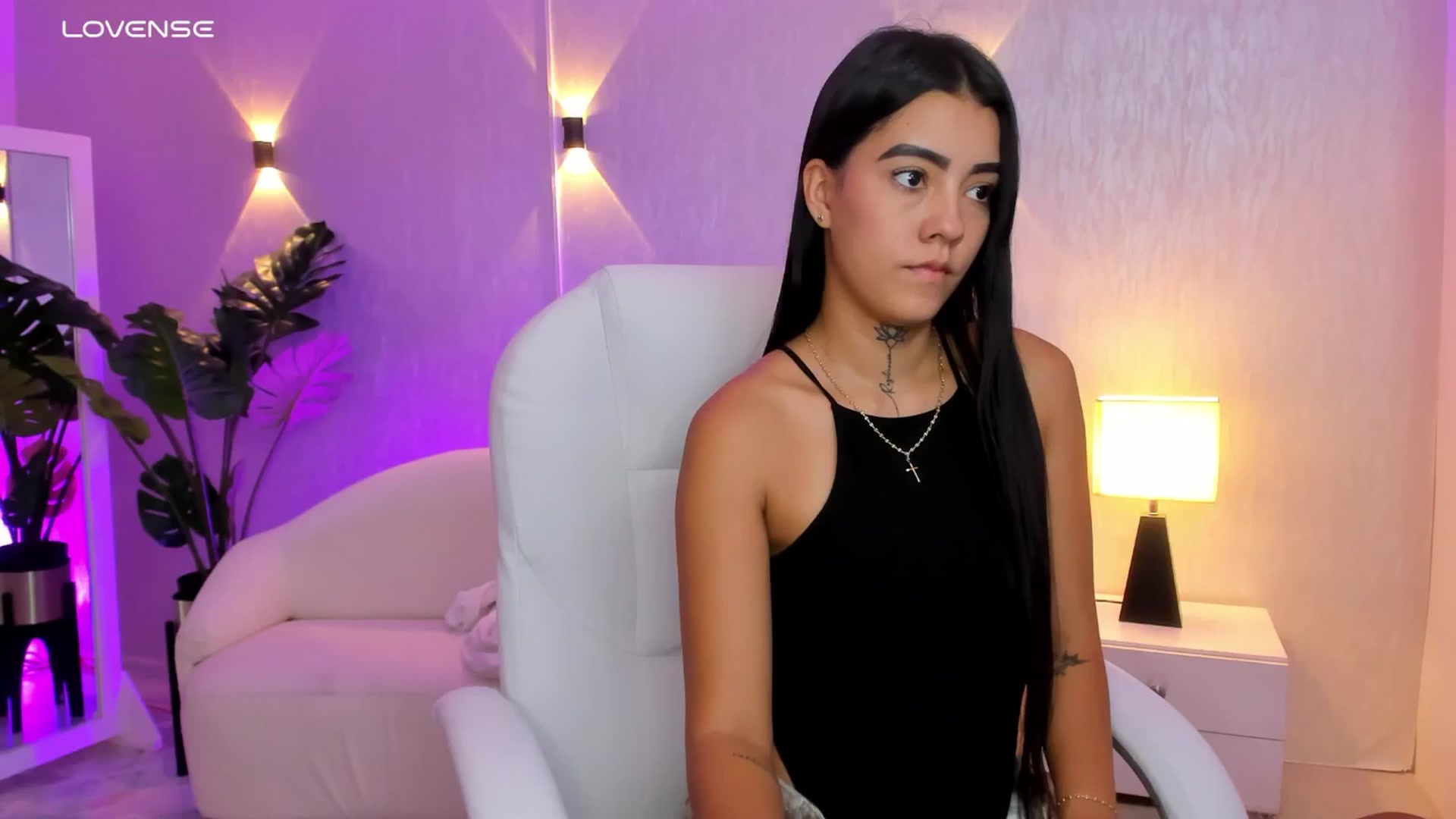 Gallery image thumbnail from Miagomez1's myfreecams stream on, 06/13/2025, 14:24 image 5 of 20