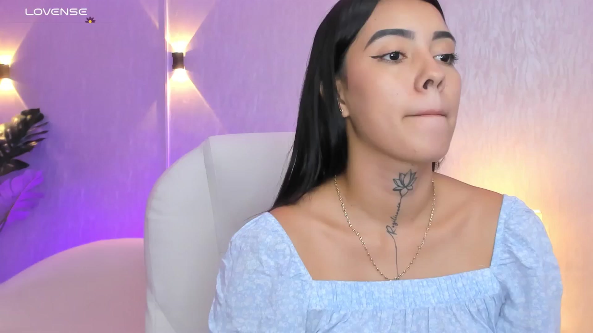 Gallery image thumbnail from Miagomez1's myfreecams stream on, 06/14/2025, 18:47 image 17 of 20