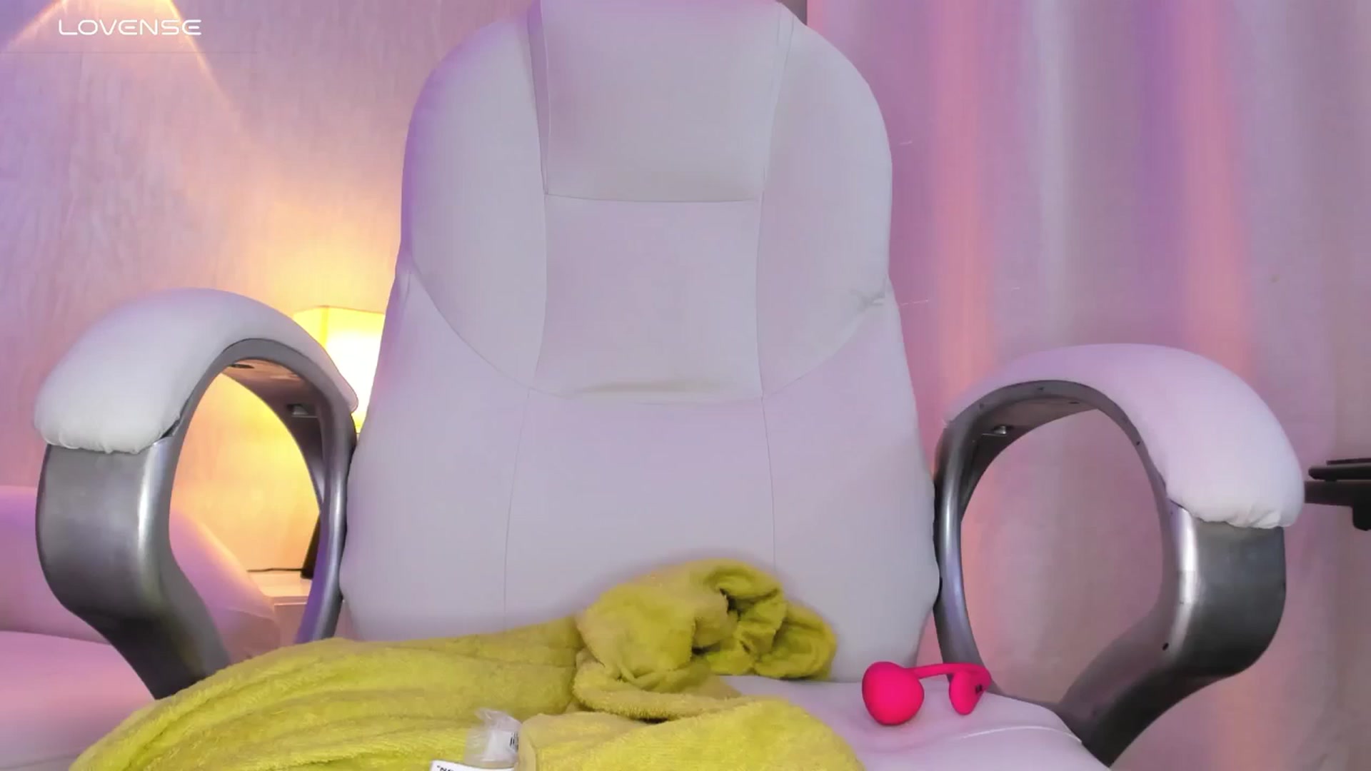 Gallery image thumbnail from Miagomez1's myfreecams stream on, 06/21/2025, 16:44 image 20 of 20