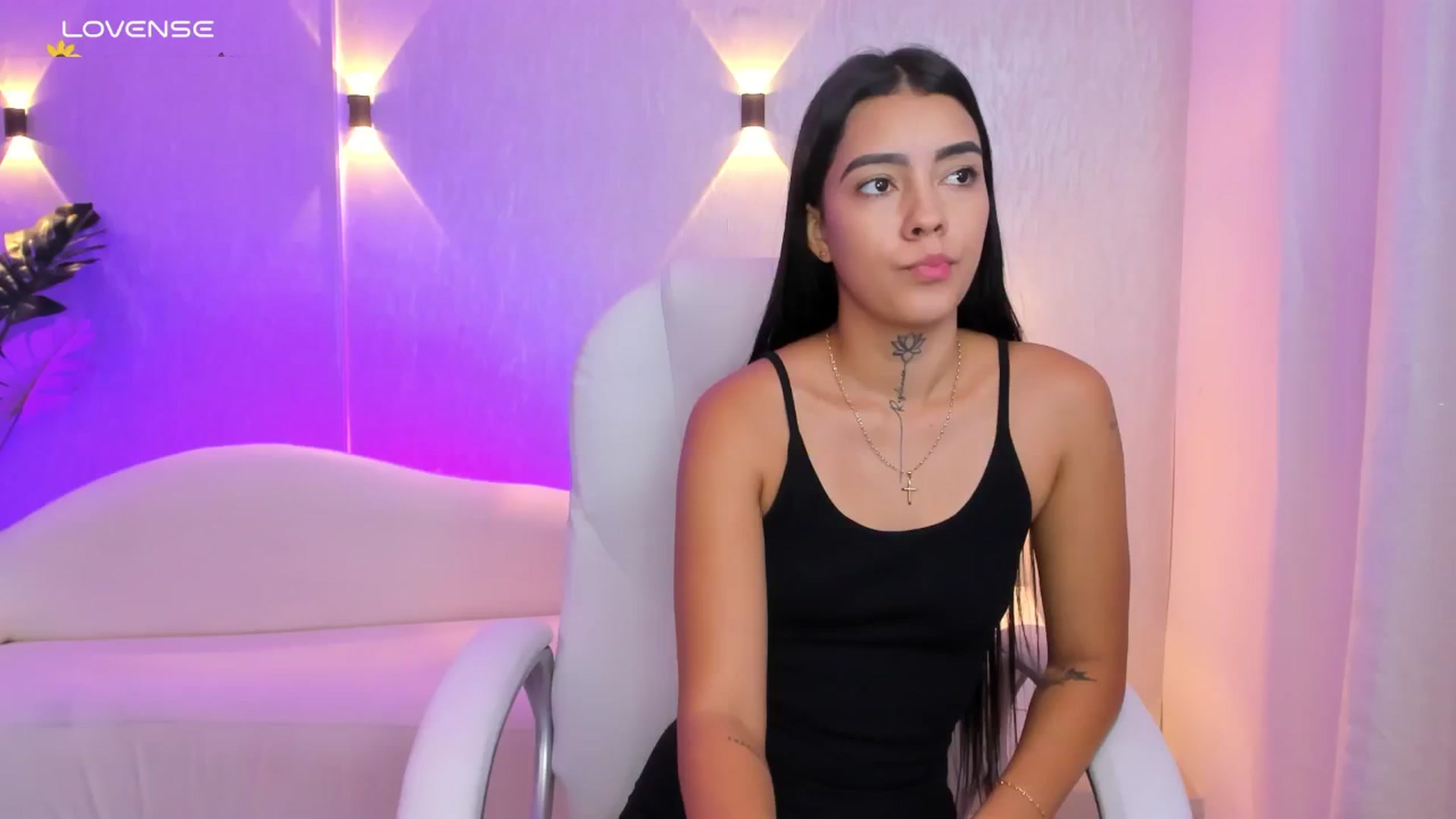 Gallery image thumbnail from Miagomez1's myfreecams stream on, 06/23/2025, 15:23 image 5 of 20