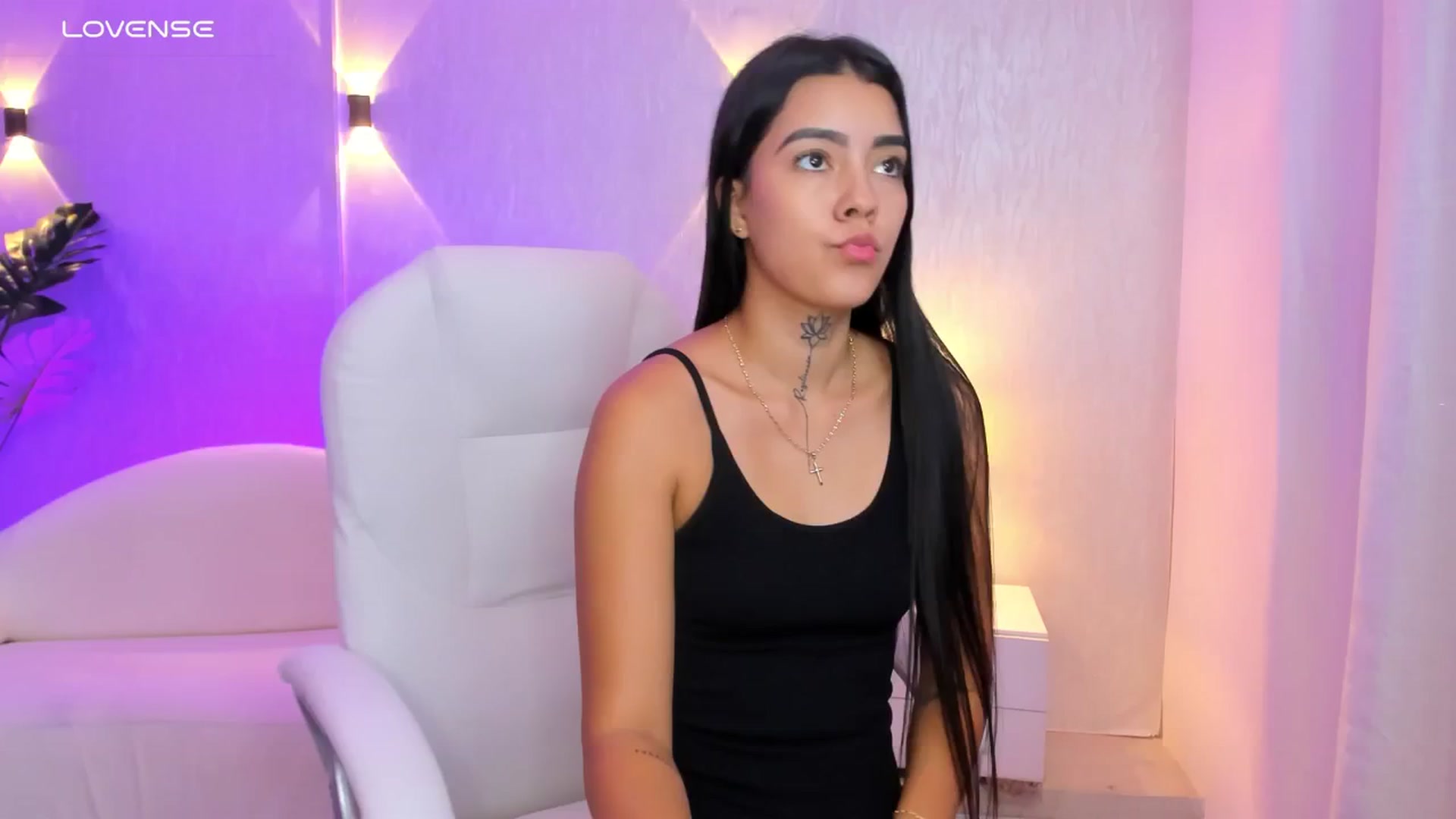 Gallery image thumbnail from Miagomez1's myfreecams stream on, 06/23/2025, 15:23 image 7 of 20