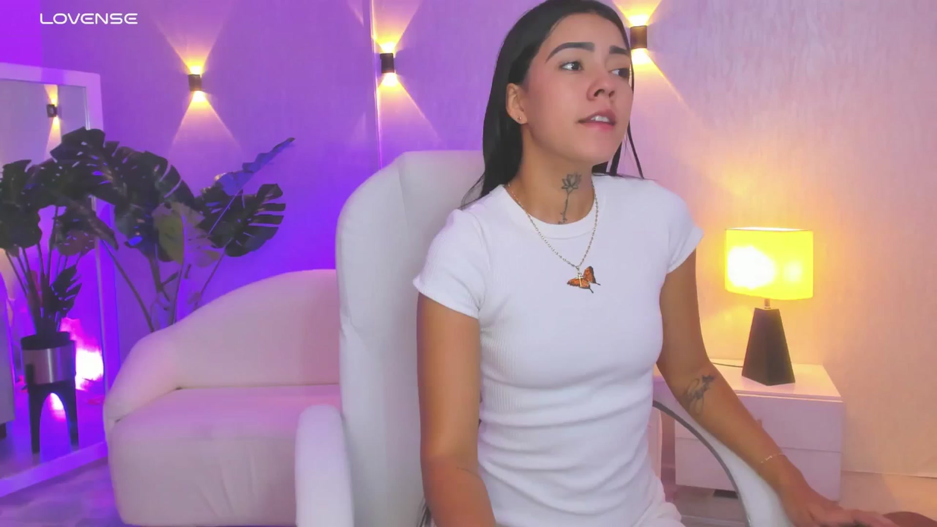 Gallery image thumbnail from Miagomez1's myfreecams stream on, 07/05/2025, 15:34 image 3 of 20