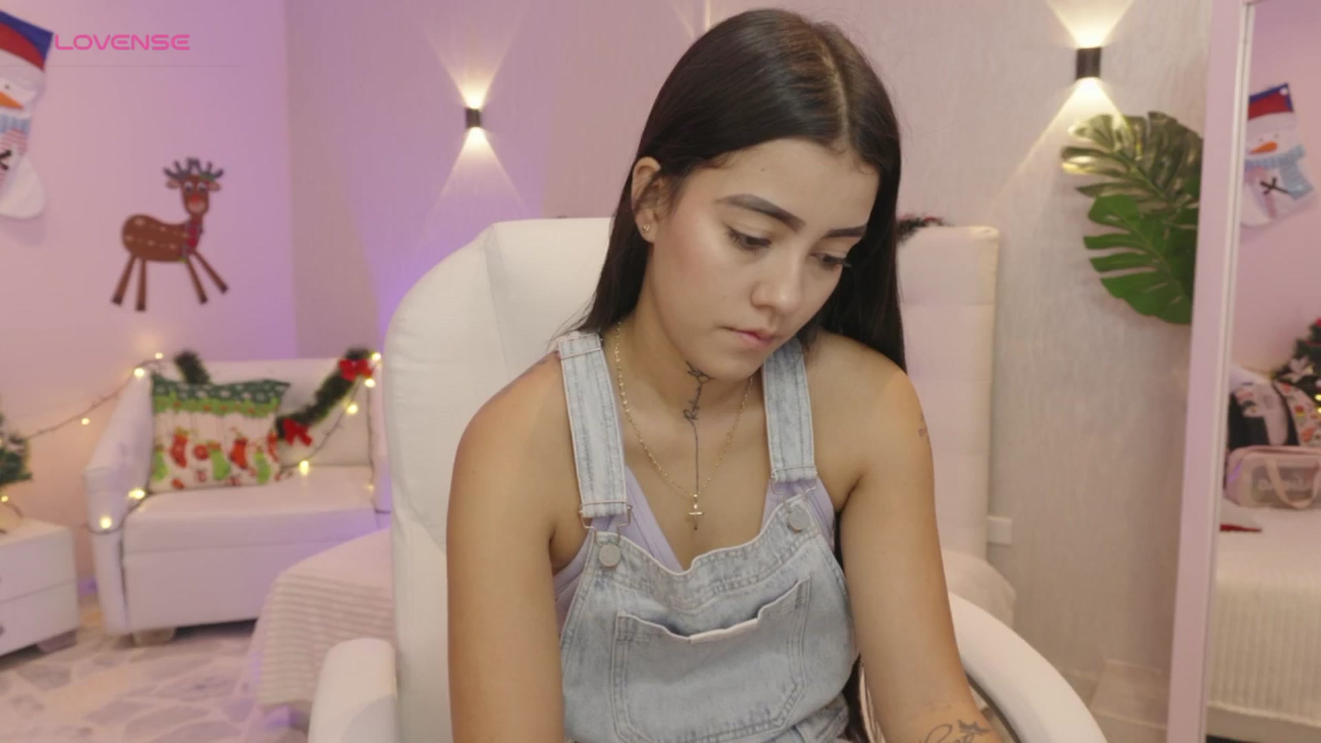 Gallery image thumbnail from Miagomez1's myfreecams stream on, 12/27/2025, 14:27 image 16 of 20