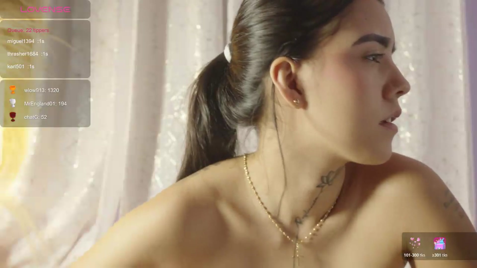 Gallery image thumbnail from Miagomez1's myfreecams stream on, 06/26/2026, 07:09 image 11 of 20