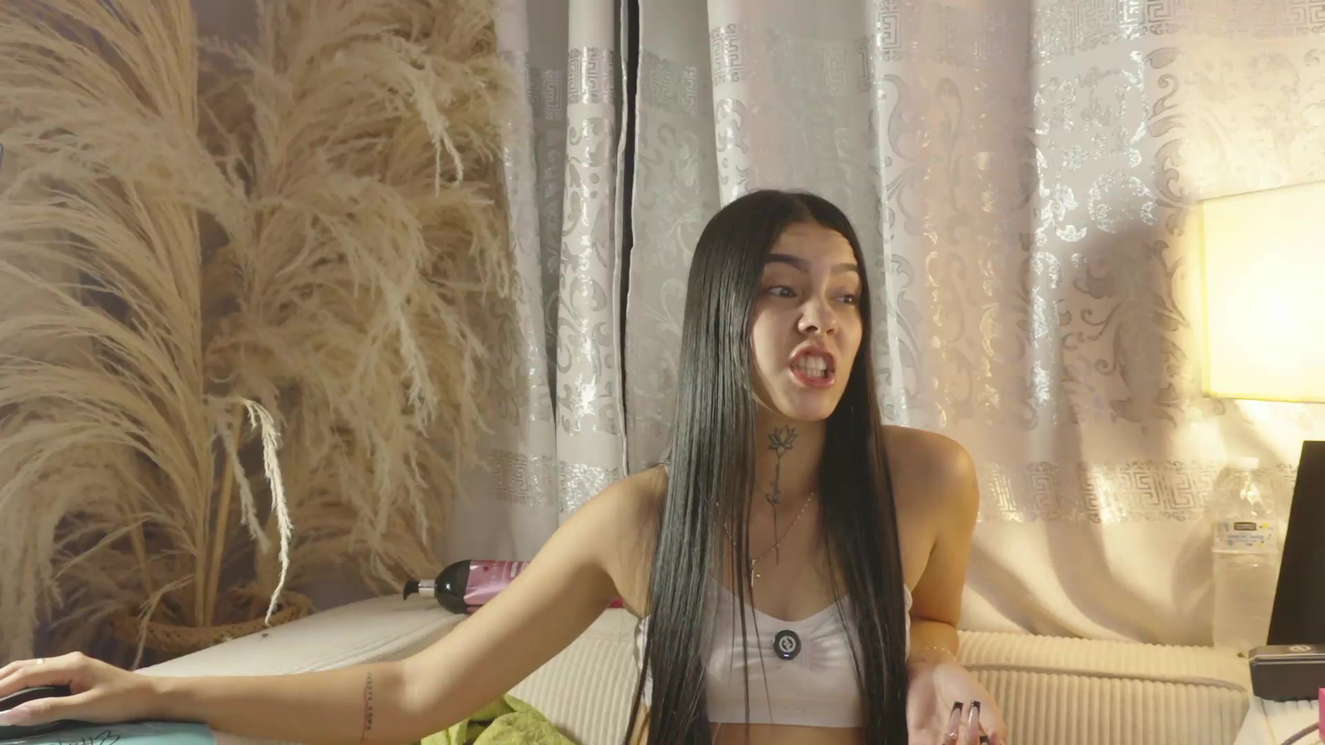 Gallery image thumbnail from Miagomez1's myfreecams stream on, 09/05/2026, 06:44 image 10 of 20