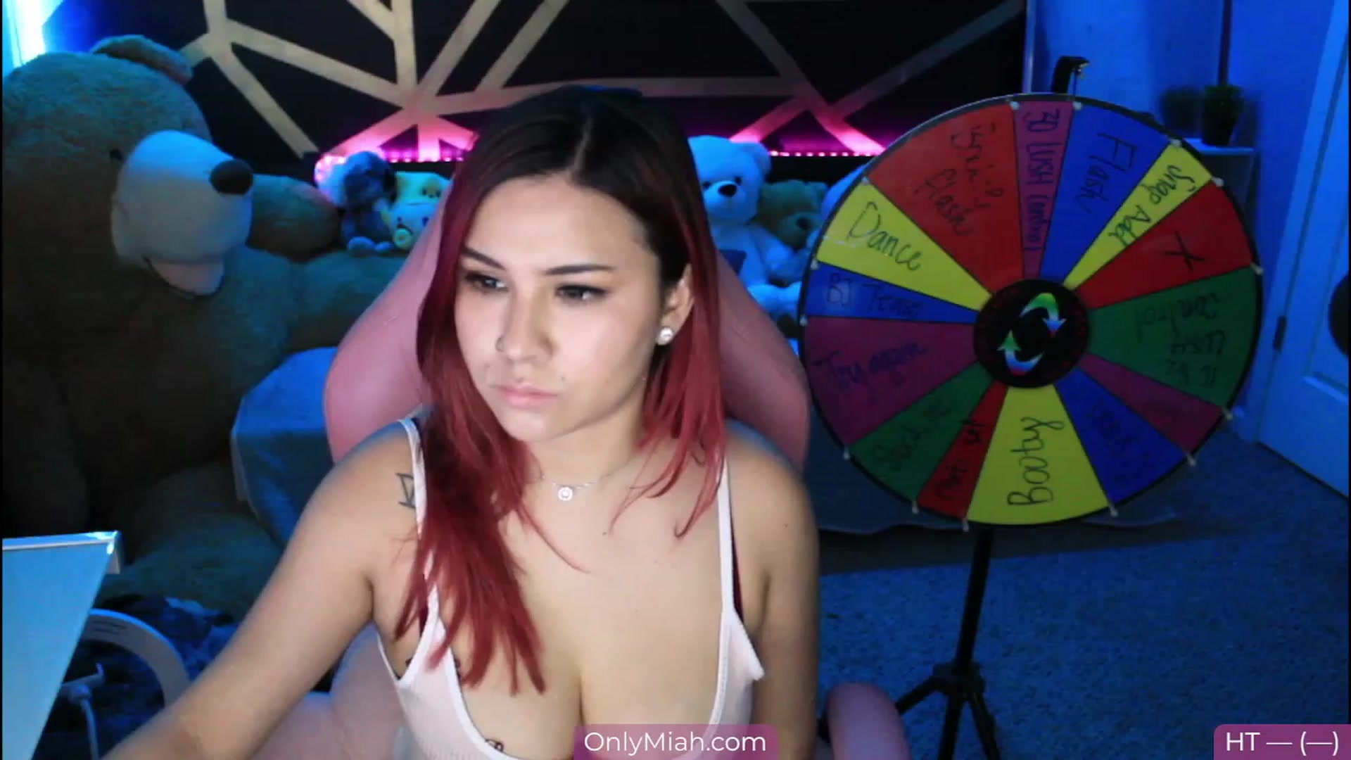 Gallery image thumbnail from MiahCalix's myfreecams stream on, 12/10/2022, 09:33 image 20 of 20