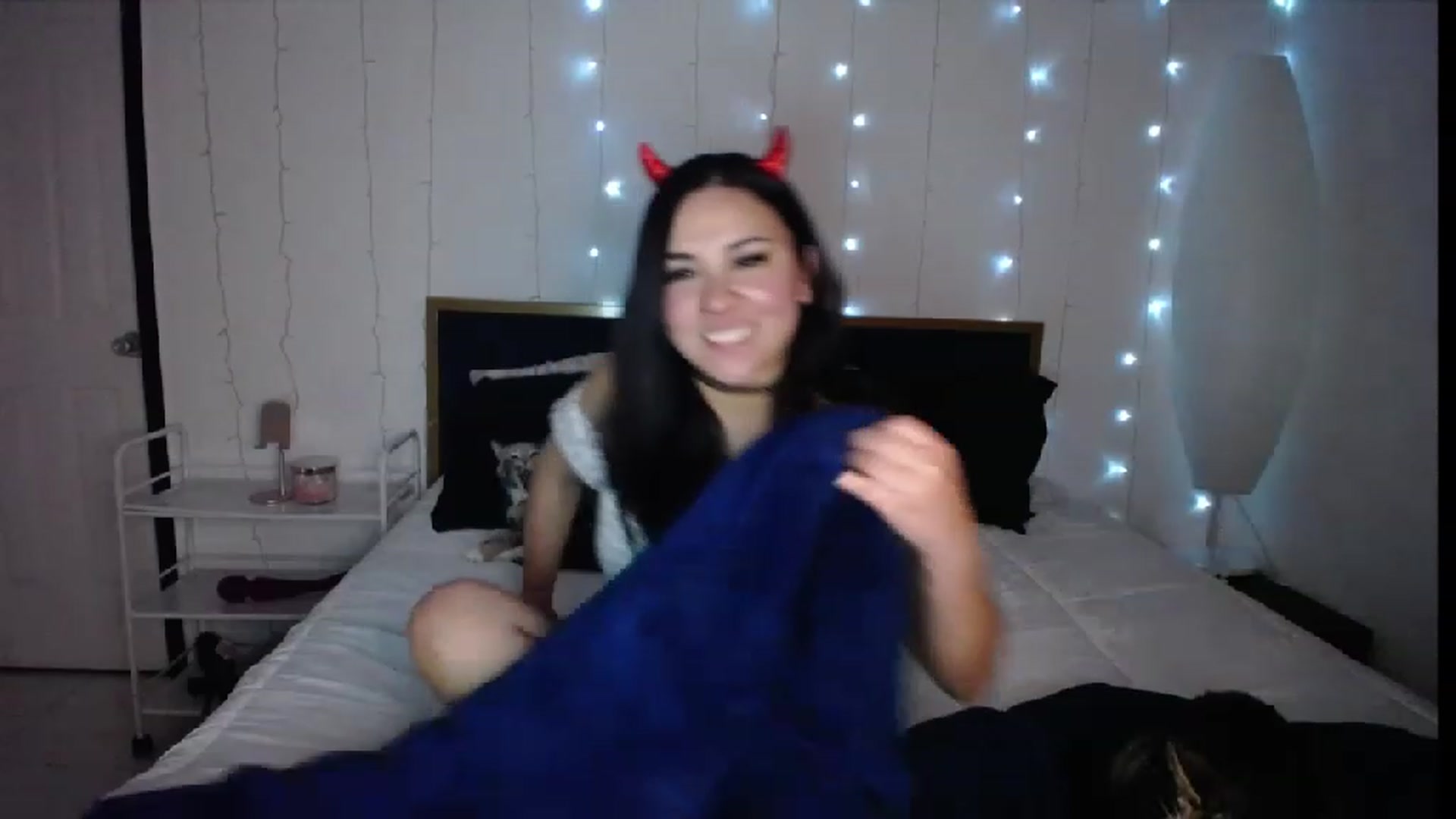 Gallery image thumbnail from MiahCalix's myfreecams stream on, 04/13/2023, 03:16 image 17 of 20
