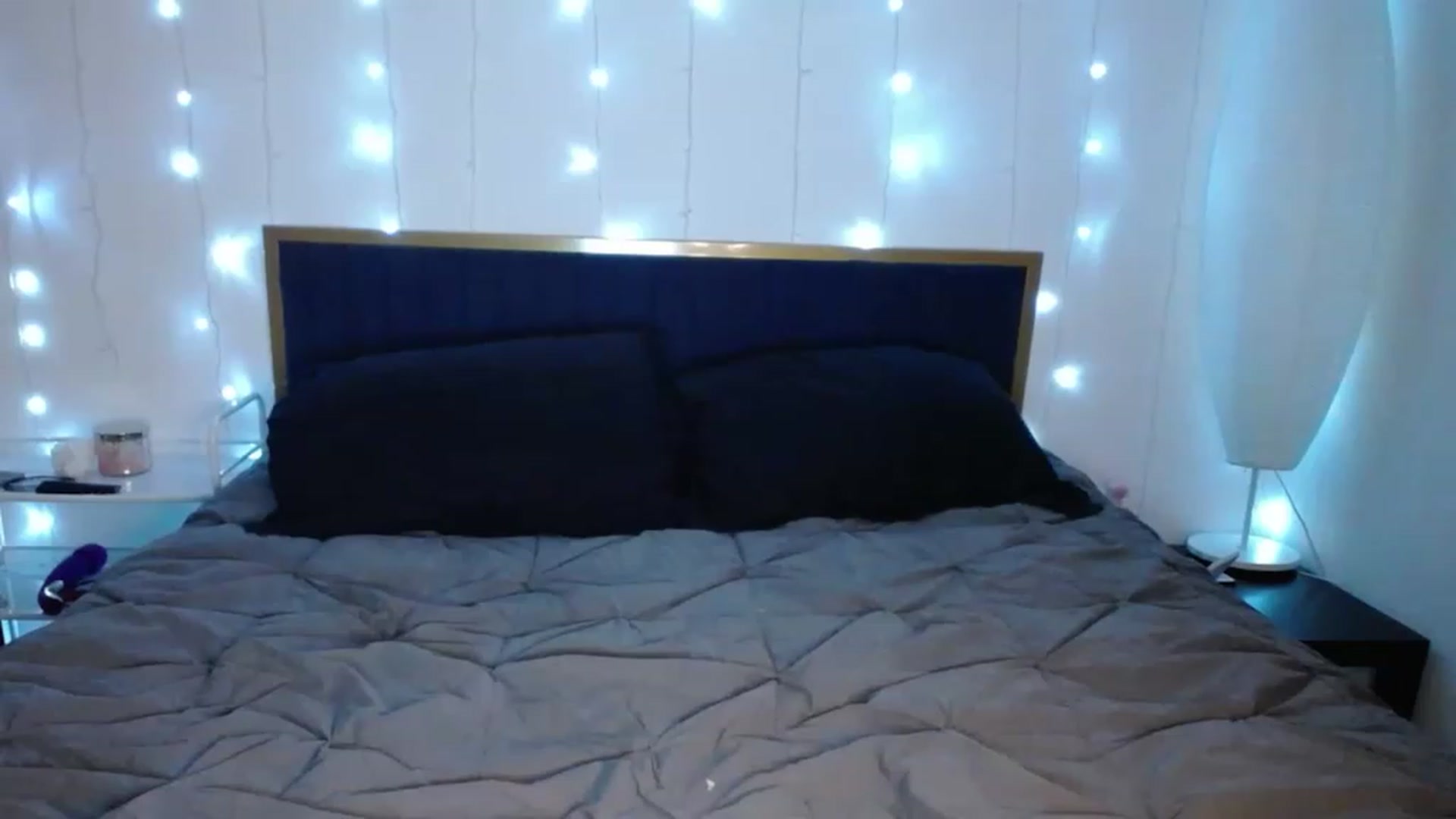 Gallery image thumbnail from MiahCalix's myfreecams stream on, 04/27/2023, 24:59 image 10 of 20