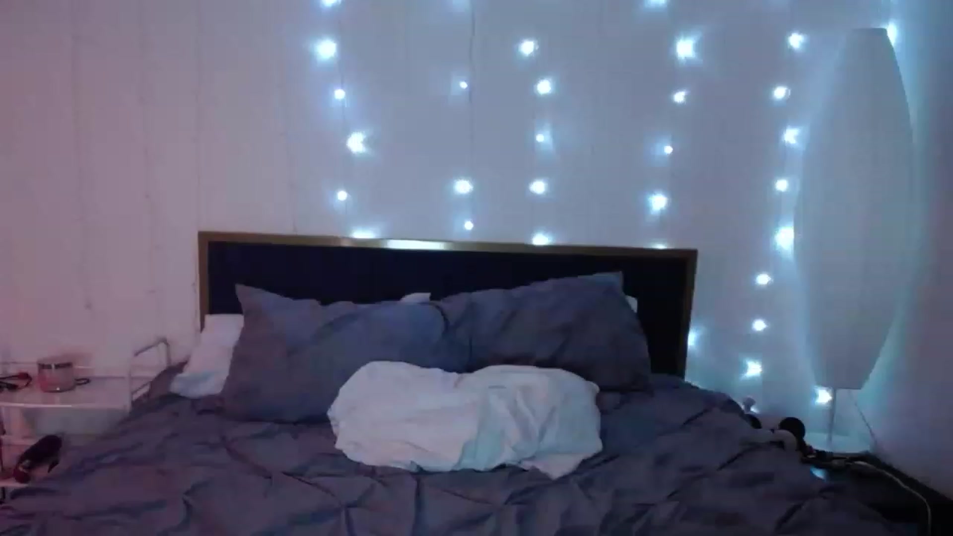 Gallery image thumbnail from MiahCalix's myfreecams stream on, 05/04/2023, 04:06 image 3 of 20