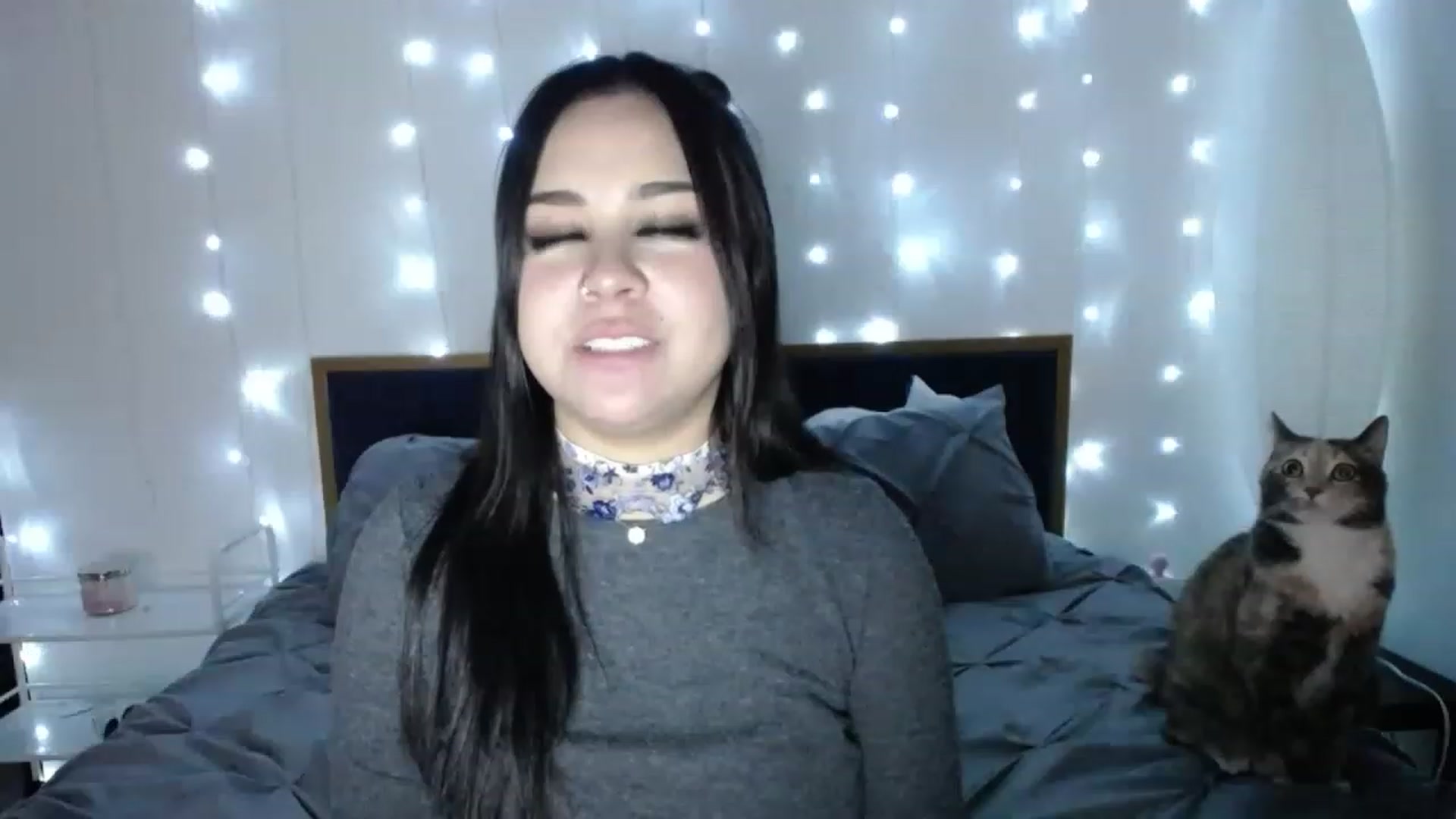 Gallery image thumbnail from MiahCalix's myfreecams stream on, 05/05/2023, 02:18 image 6 of 20