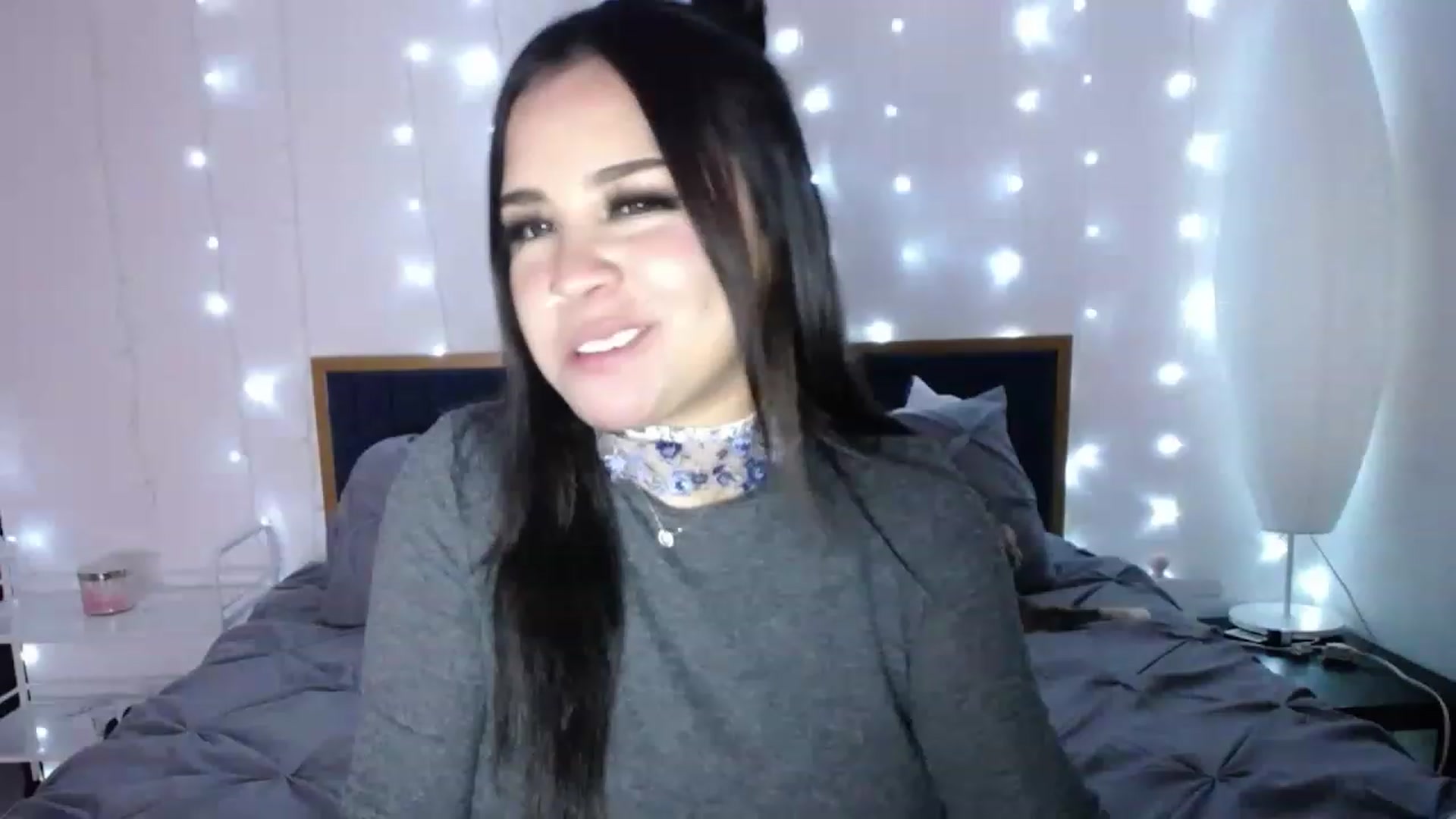 Gallery image thumbnail from MiahCalix's myfreecams stream on, 05/05/2023, 02:18 image 4 of 20