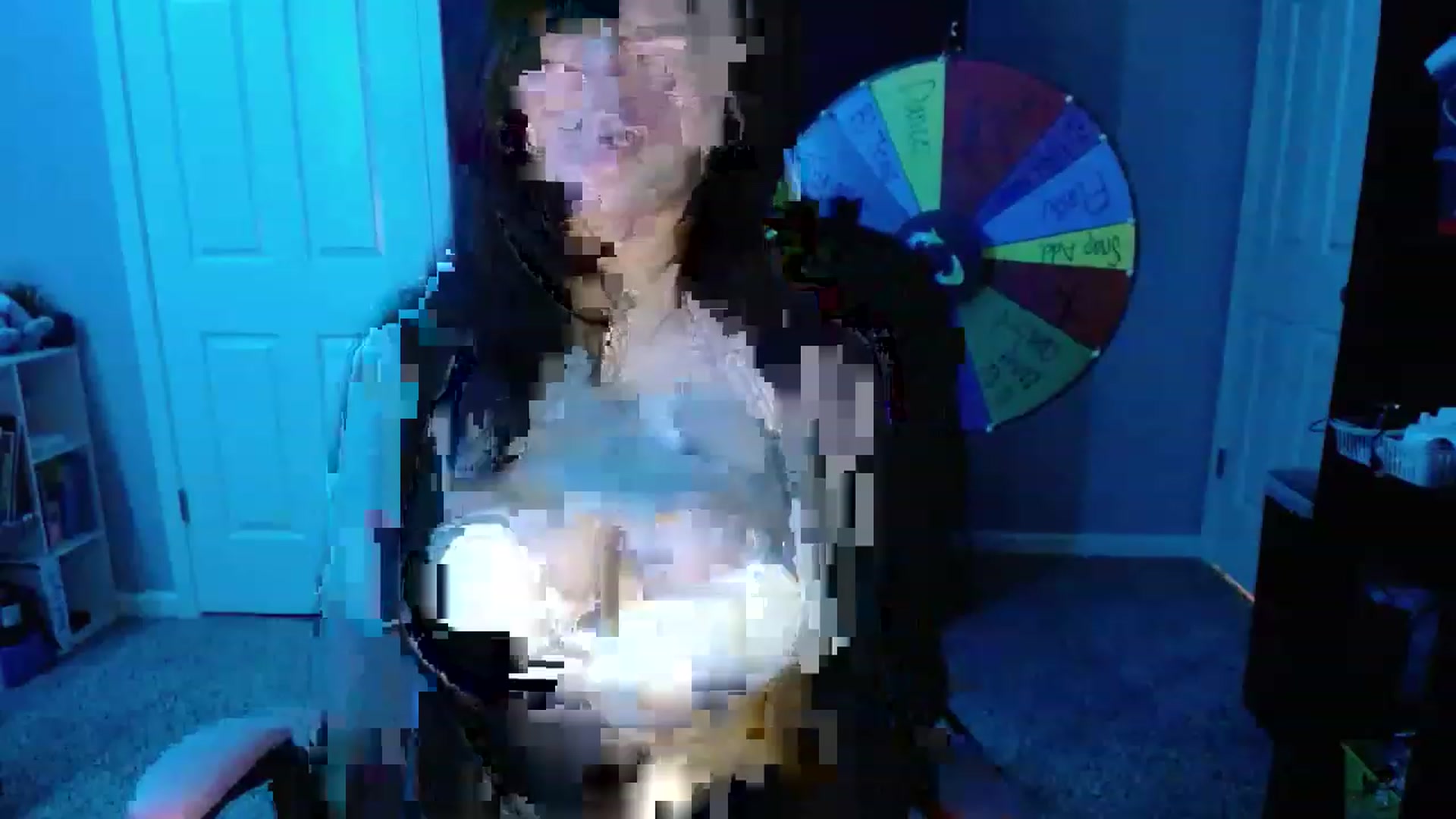 Gallery image thumbnail from MiahCalix's myfreecams stream on, 05/19/2023, 22:29 image 15 of 20