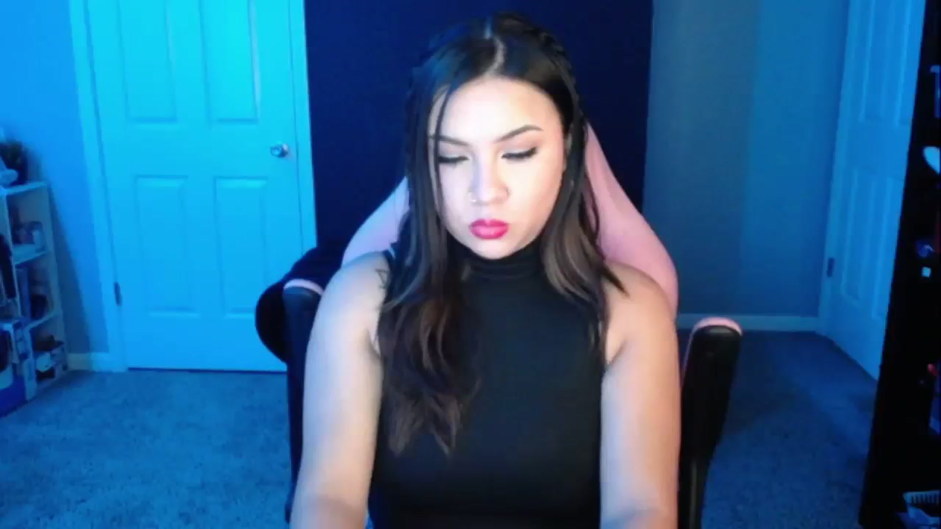 Gallery image thumbnail from MiahCalix's myfreecams stream on, 09/06/2023, 24:01 image 14 of 20
