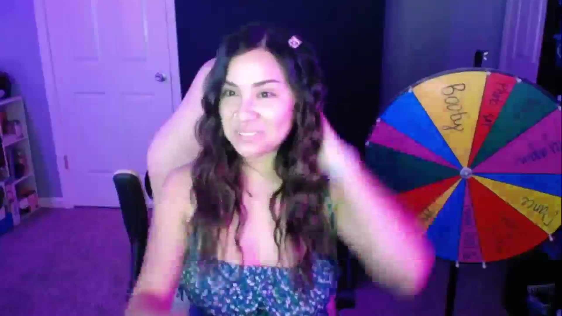 Gallery image thumbnail from MiahCalix's myfreecams stream on, 09/14/2023, 24:01 image 9 of 20
