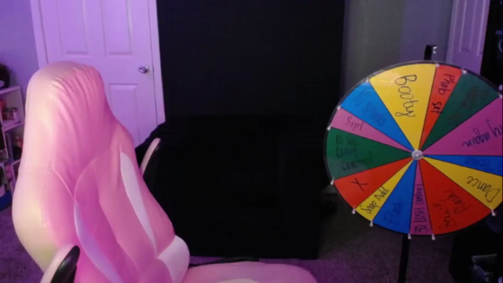 Gallery image thumbnail from MiahCalix's myfreecams stream on, 09/14/2023, 24:01 image 5 of 20