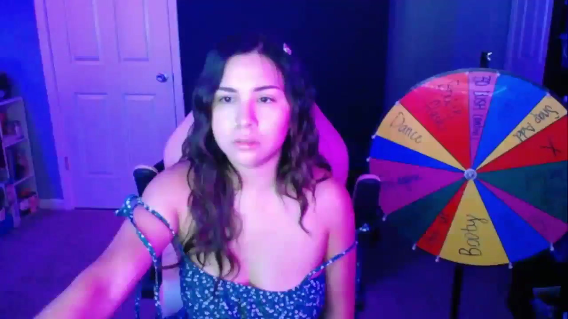 Gallery image thumbnail from MiahCalix's myfreecams stream on, 09/14/2023, 24:56 image 15 of 20