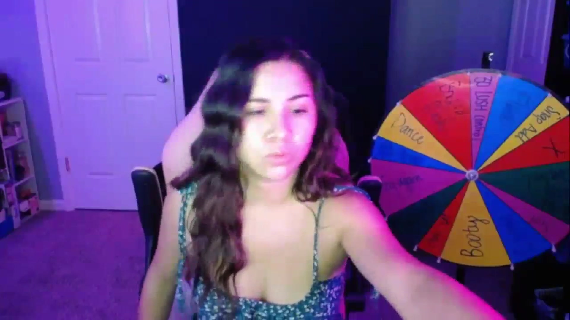 Gallery image thumbnail from MiahCalix's myfreecams stream on, 09/14/2023, 24:56 image 20 of 20