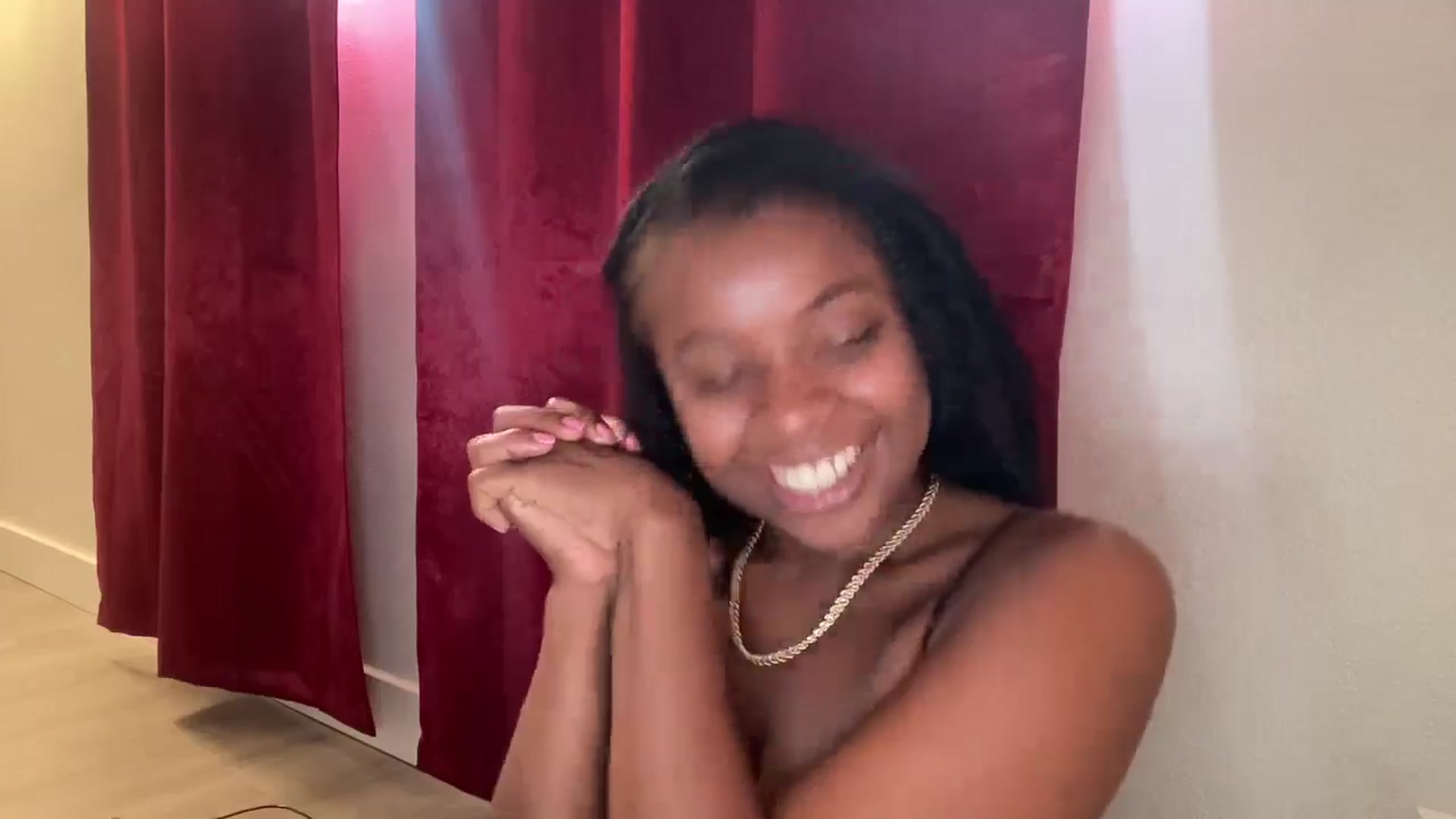 Gallery image thumbnail from MiamiWorld's myfreecams stream on, 04/20/2025, 12:54 image 16 of 20