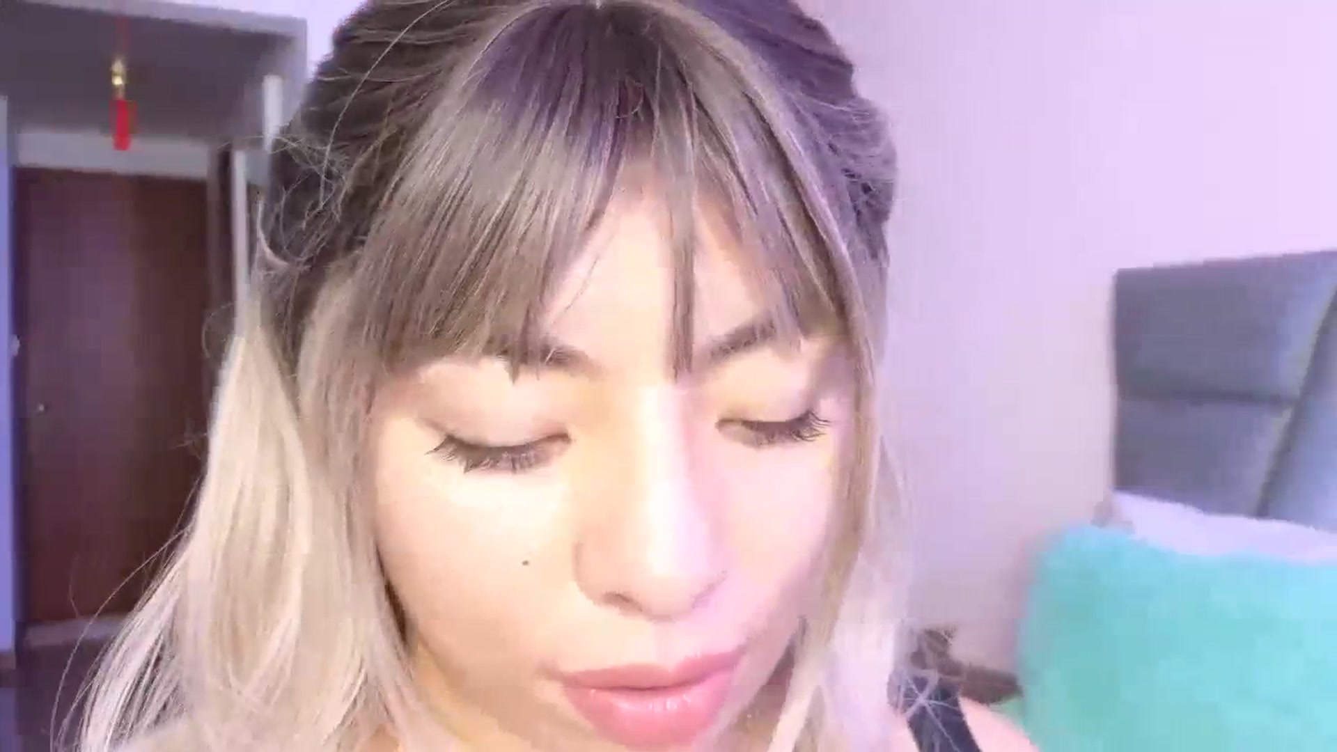 Gallery image thumbnail from Miaparkers's myfreecams stream on, 01/14/2024, 17:44 image 12 of 20