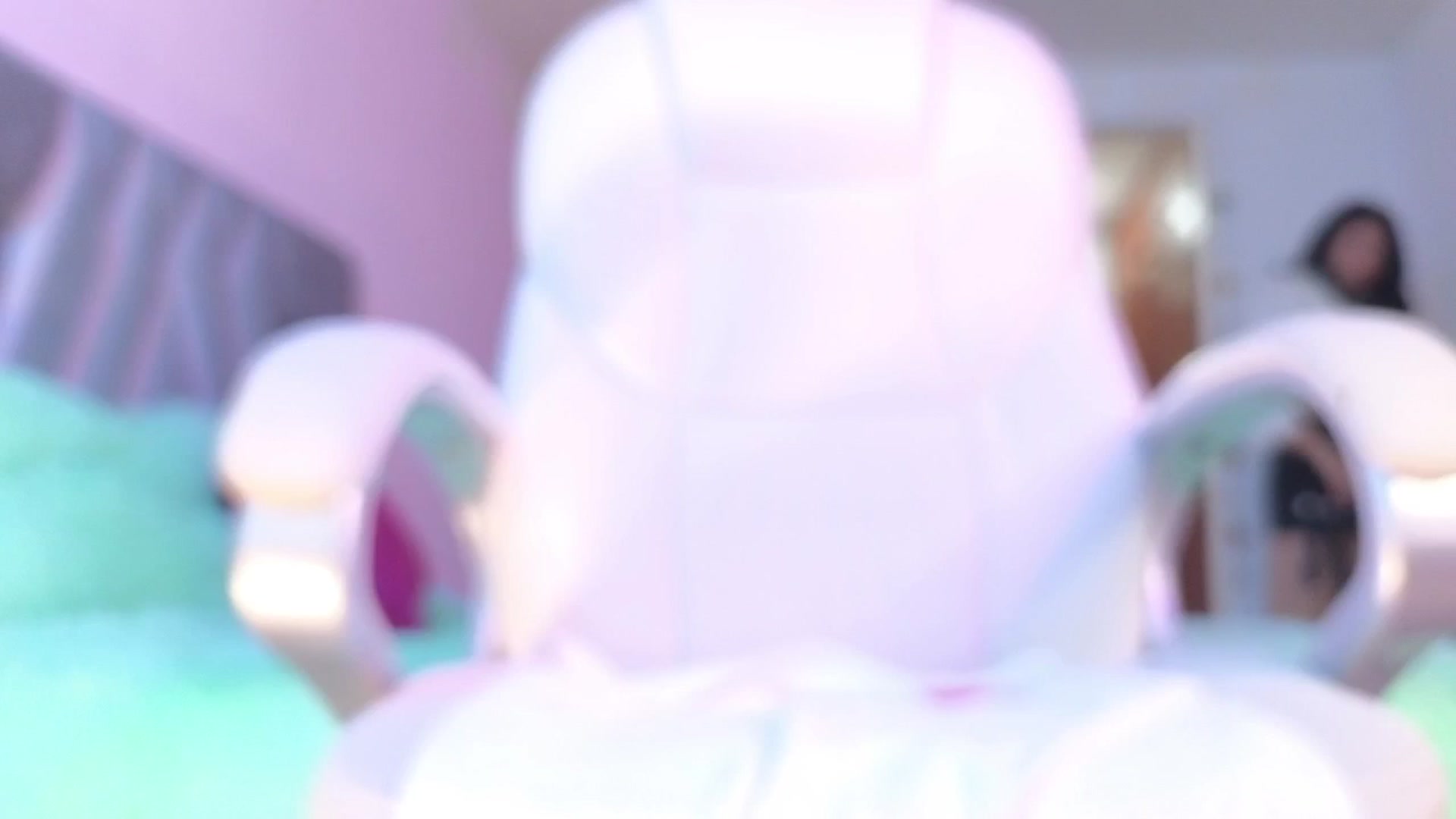 Gallery image thumbnail from Miaparkers's myfreecams stream on, 04/22/2024, 24:01 image 2 of 20