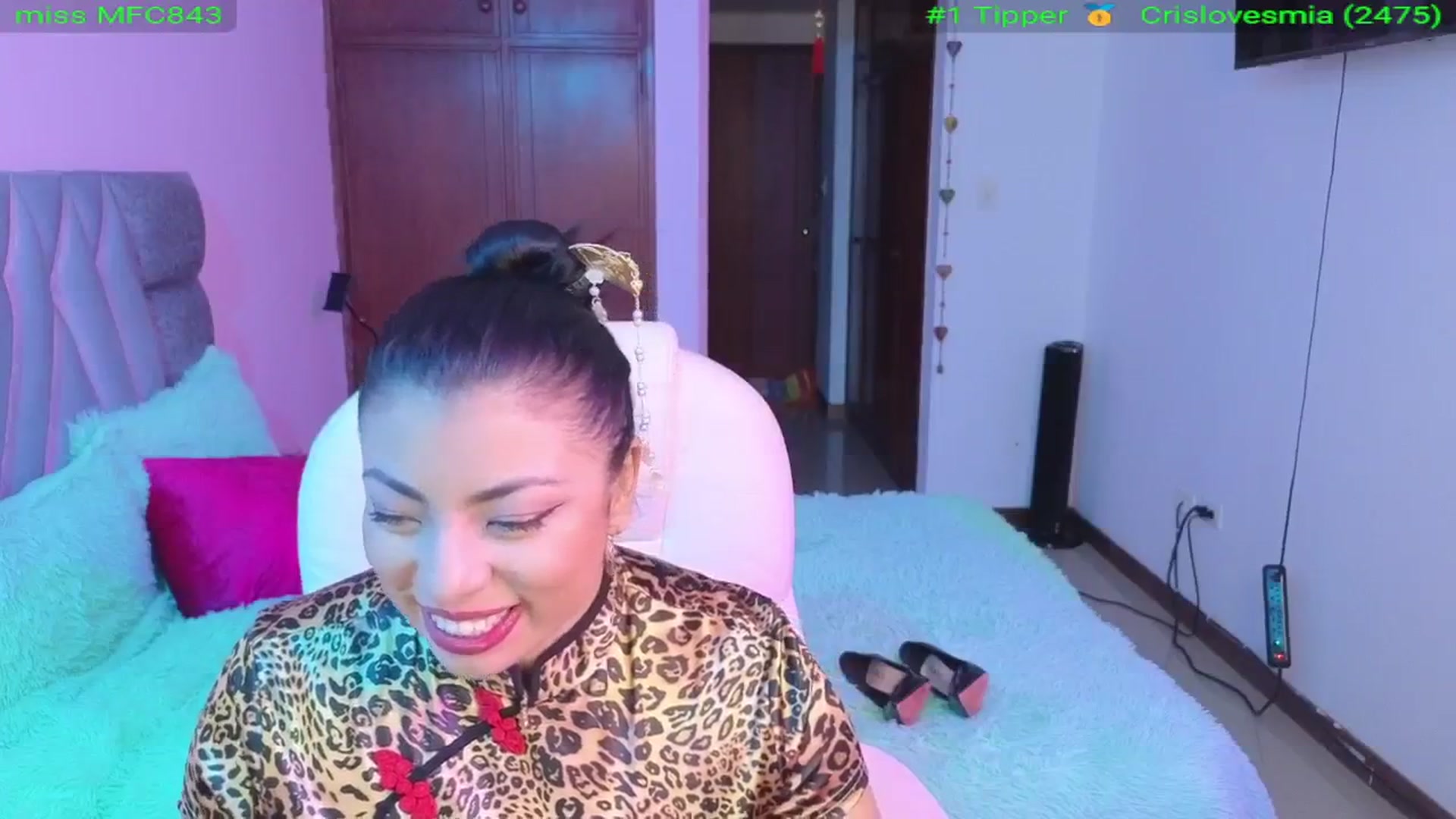 Gallery image thumbnail from Miaparkers's myfreecams stream on, 04/27/2024, 23:19 image 11 of 20
