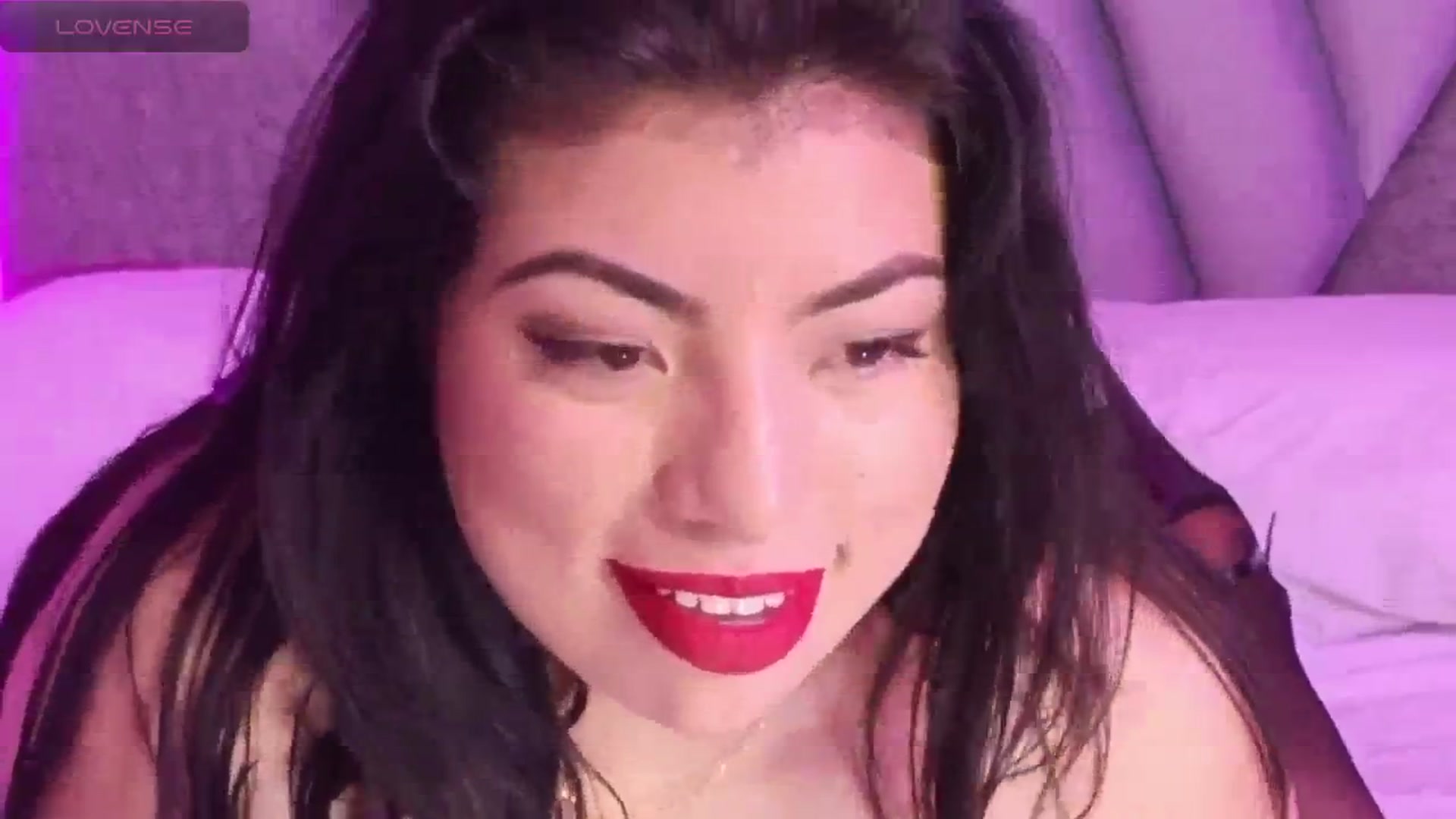 Gallery image thumbnail from Miaparkers's myfreecams stream on, 05/22/2024, 20:29 image 19 of 20
