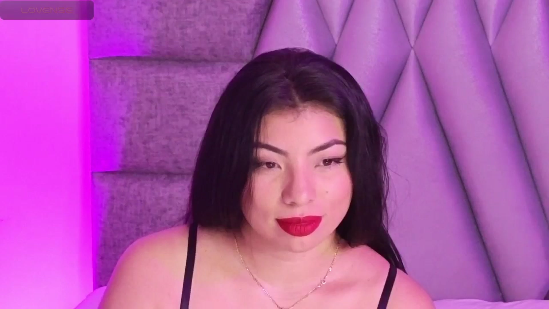Gallery image thumbnail from Miaparkers's myfreecams stream on, 05/22/2024, 20:47 image 7 of 20