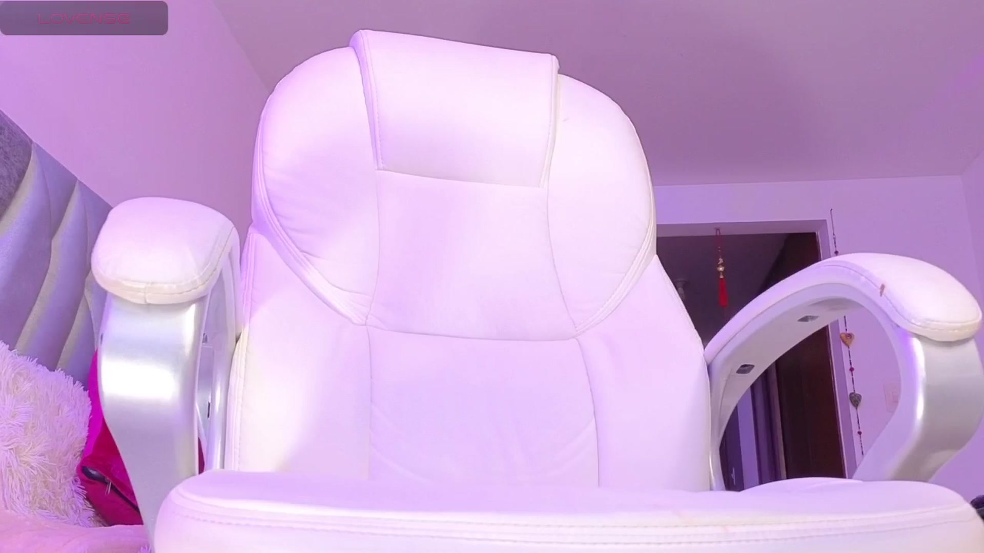 Gallery image thumbnail from Miaparkers's myfreecams stream on, 06/09/2024, 20:50 image 11 of 20