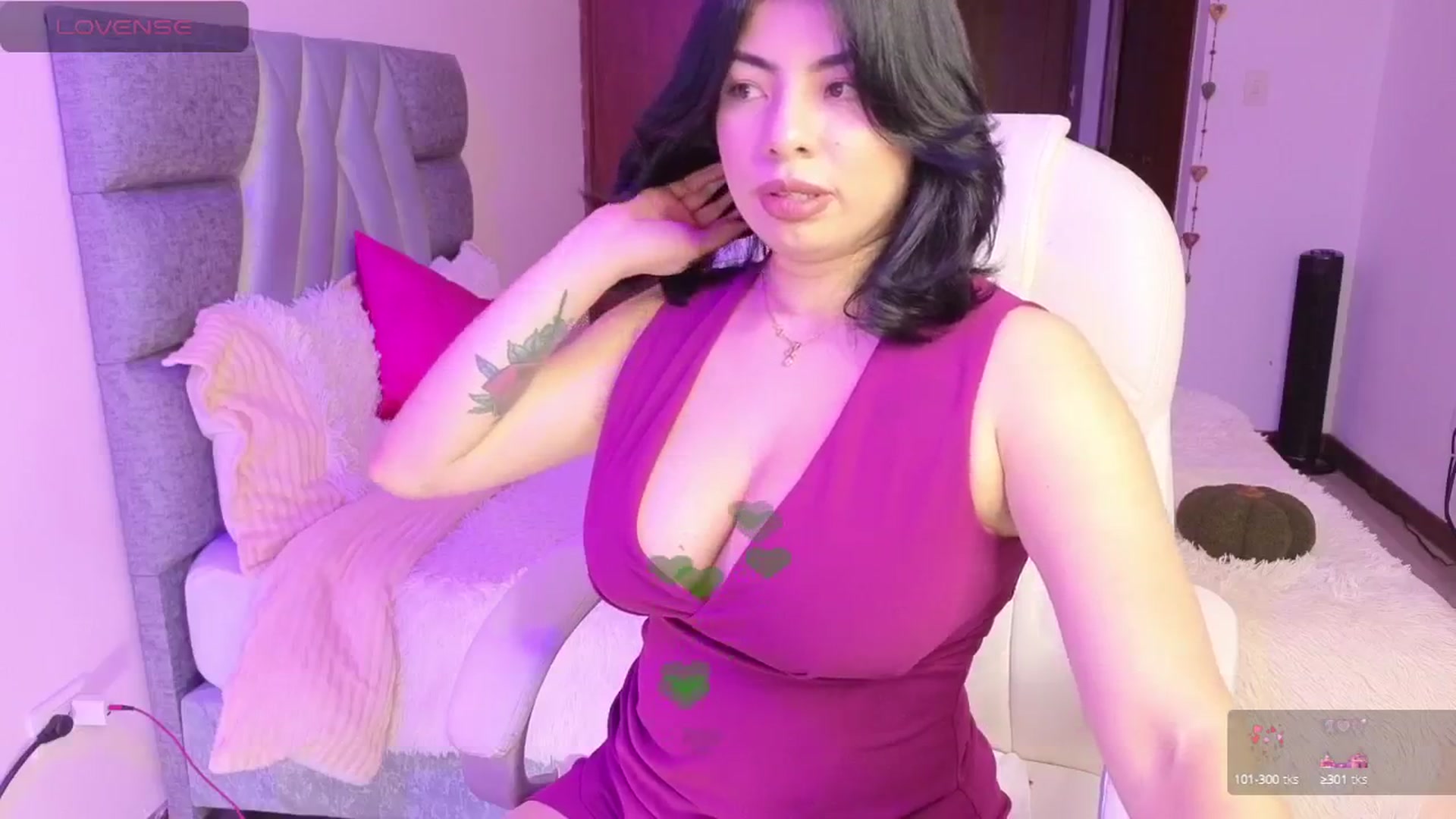 Gallery image thumbnail from Miaparkers's myfreecams stream on, 06/11/2024, 19:57 image 9 of 20