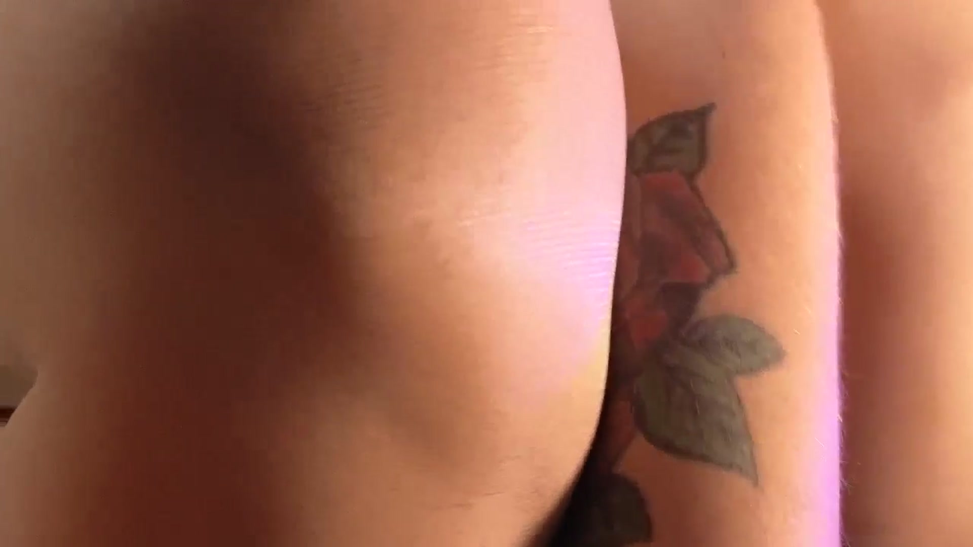 Gallery image thumbnail from Miaparkers's myfreecams stream on, 06/25/2024, 23:14 image 8 of 20