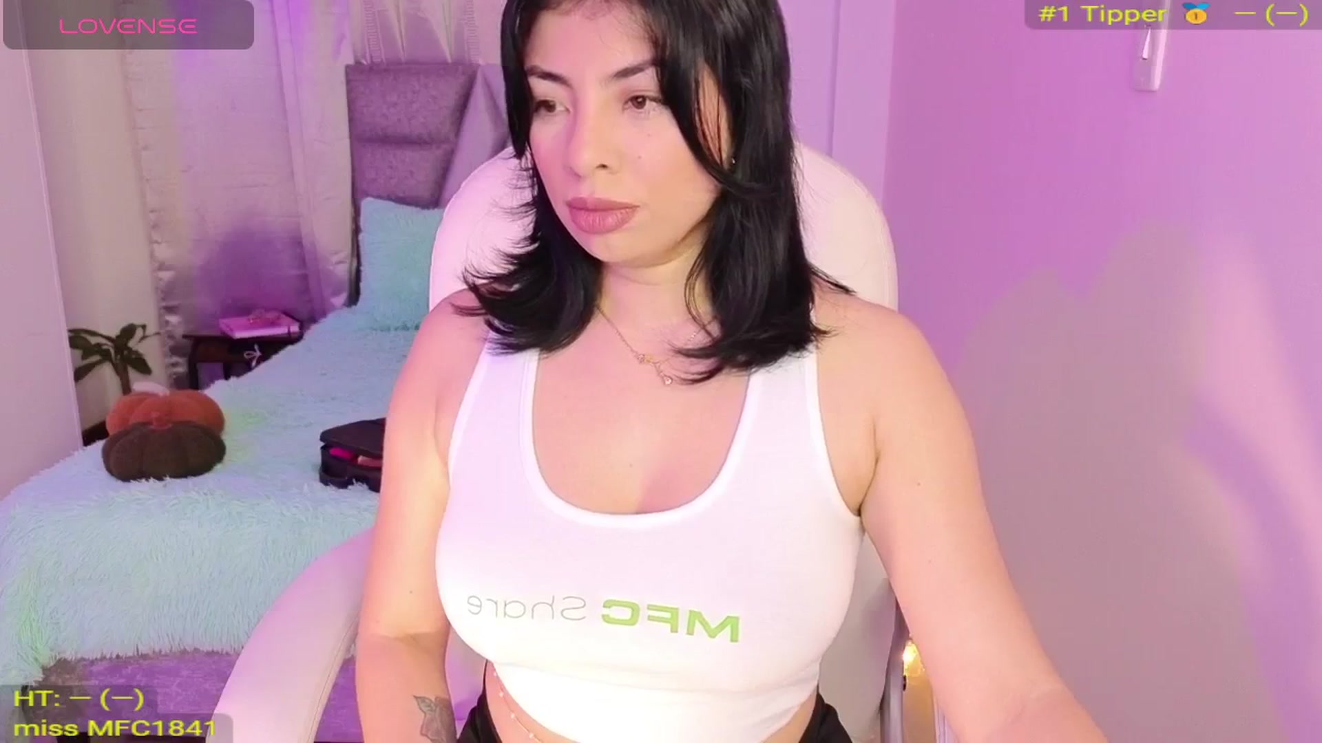 Gallery image thumbnail from Miaparkers's myfreecams stream on, 07/05/2024, 24:02 image 2 of 20