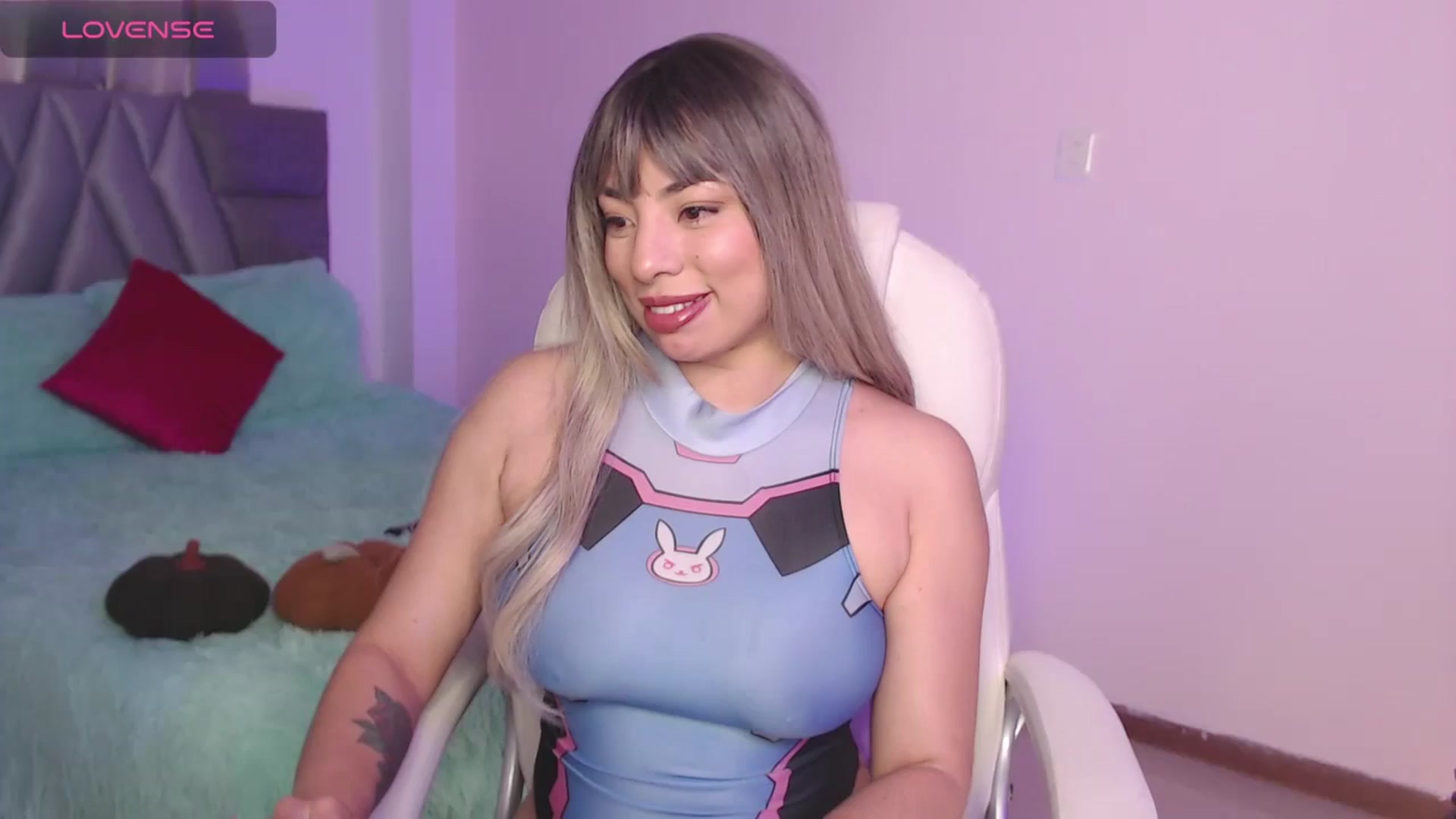 Gallery image thumbnail from Miaparkers's myfreecams stream on, 07/10/2024, 24:17 image 1 of 20