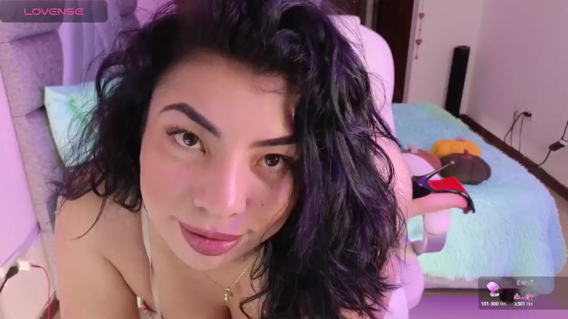 Gallery image thumbnail from Miaparkers's myfreecams stream on, 07/17/2024, 22:46 image 4 of 20