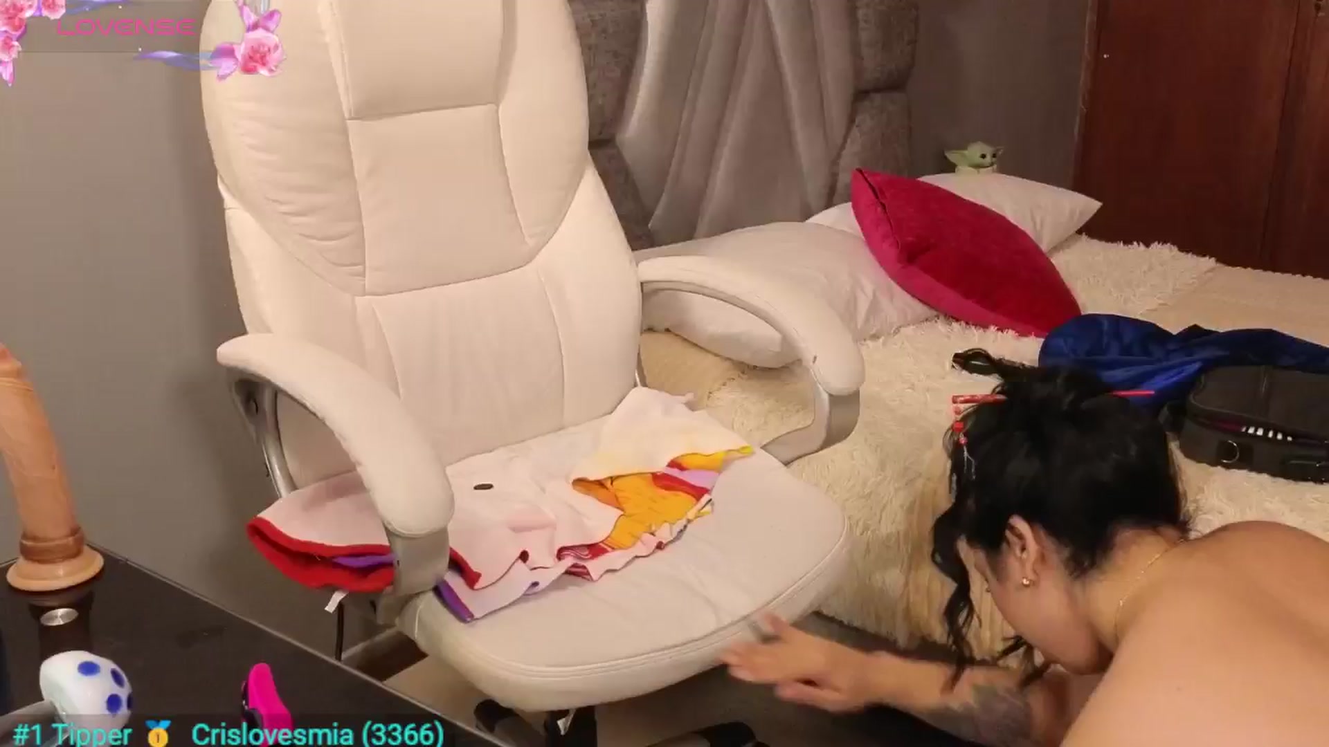 Gallery image thumbnail from Miaparkers's myfreecams stream on, 08/25/2024, 24:10 image 11 of 20