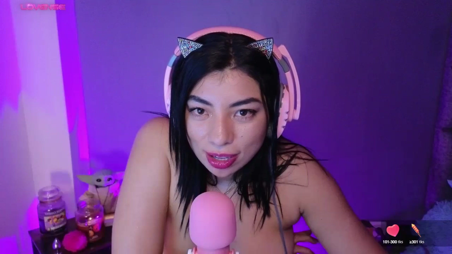 Gallery image thumbnail from Miaparkers's myfreecams stream on, 10/28/2024, 03:32 image 10 of 20