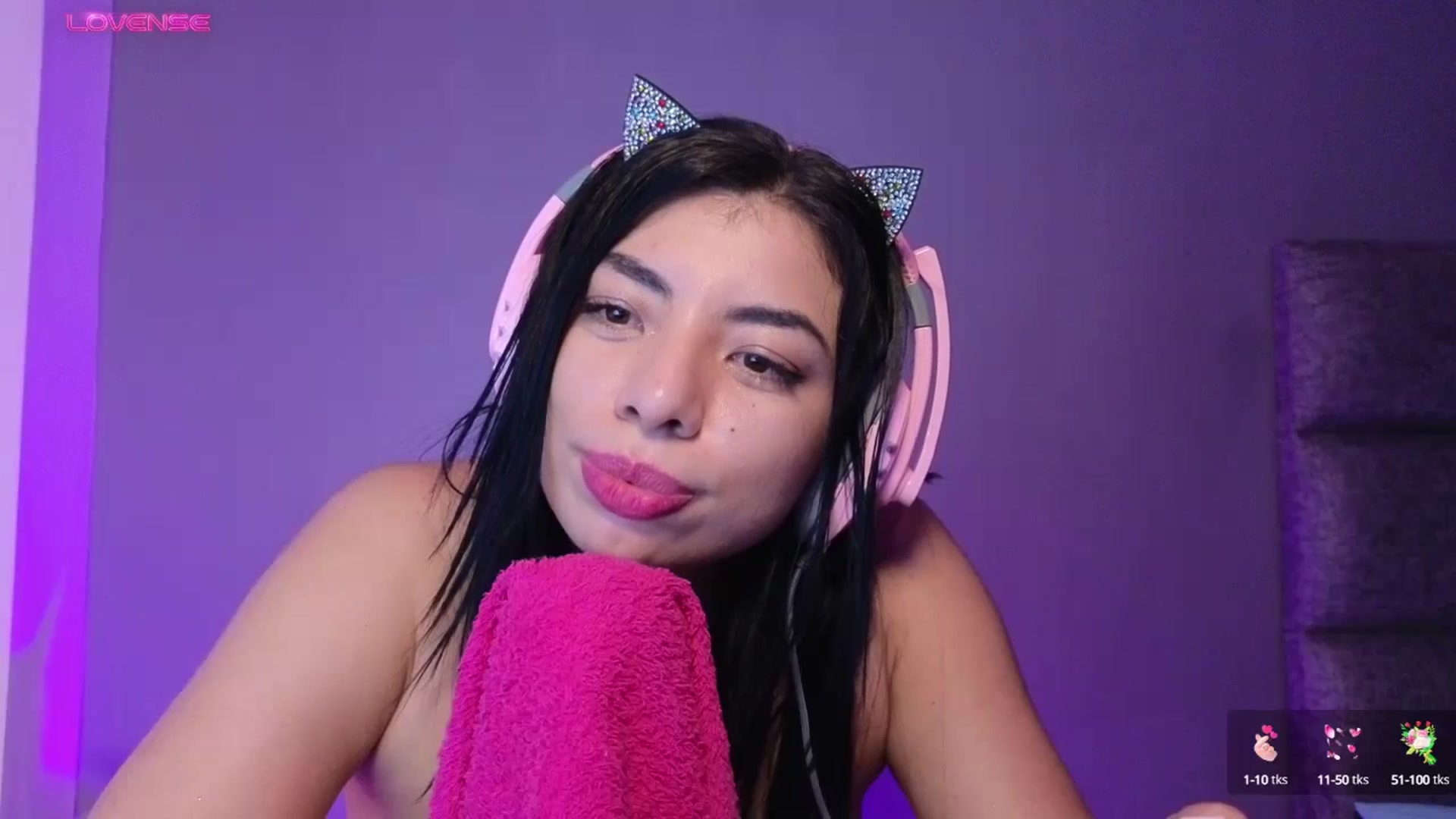 Gallery image thumbnail from Miaparkers's myfreecams stream on, 10/28/2024, 03:32 image 20 of 20