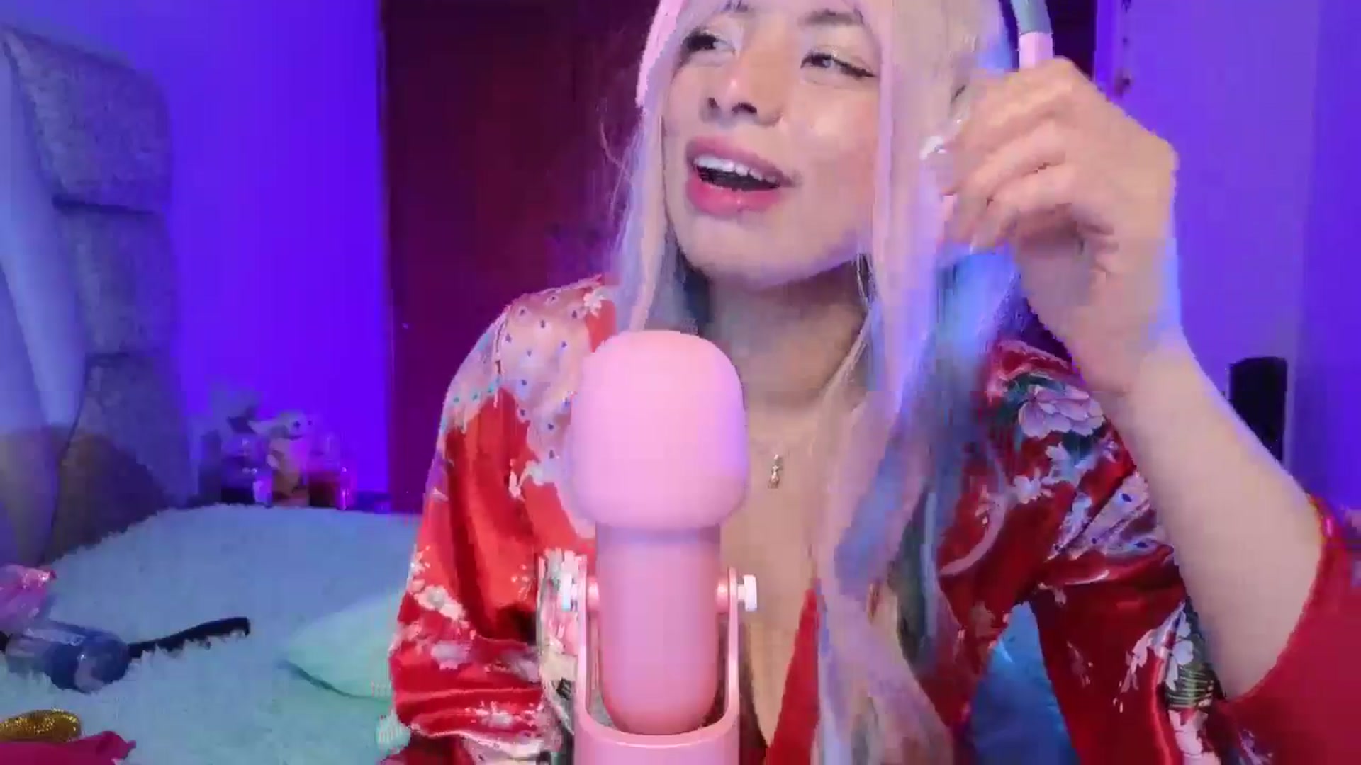 Gallery image thumbnail from Miaparkers's myfreecams stream on, 10/29/2024, 01:18 image 9 of 20