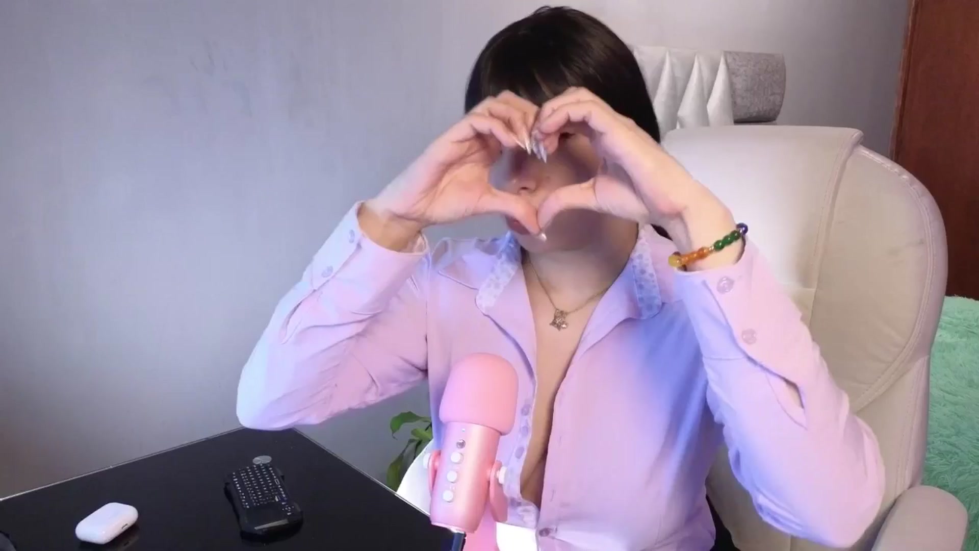 Gallery image thumbnail from Miaparkers's myfreecams stream on, 11/02/2024, 21:30 image 13 of 20