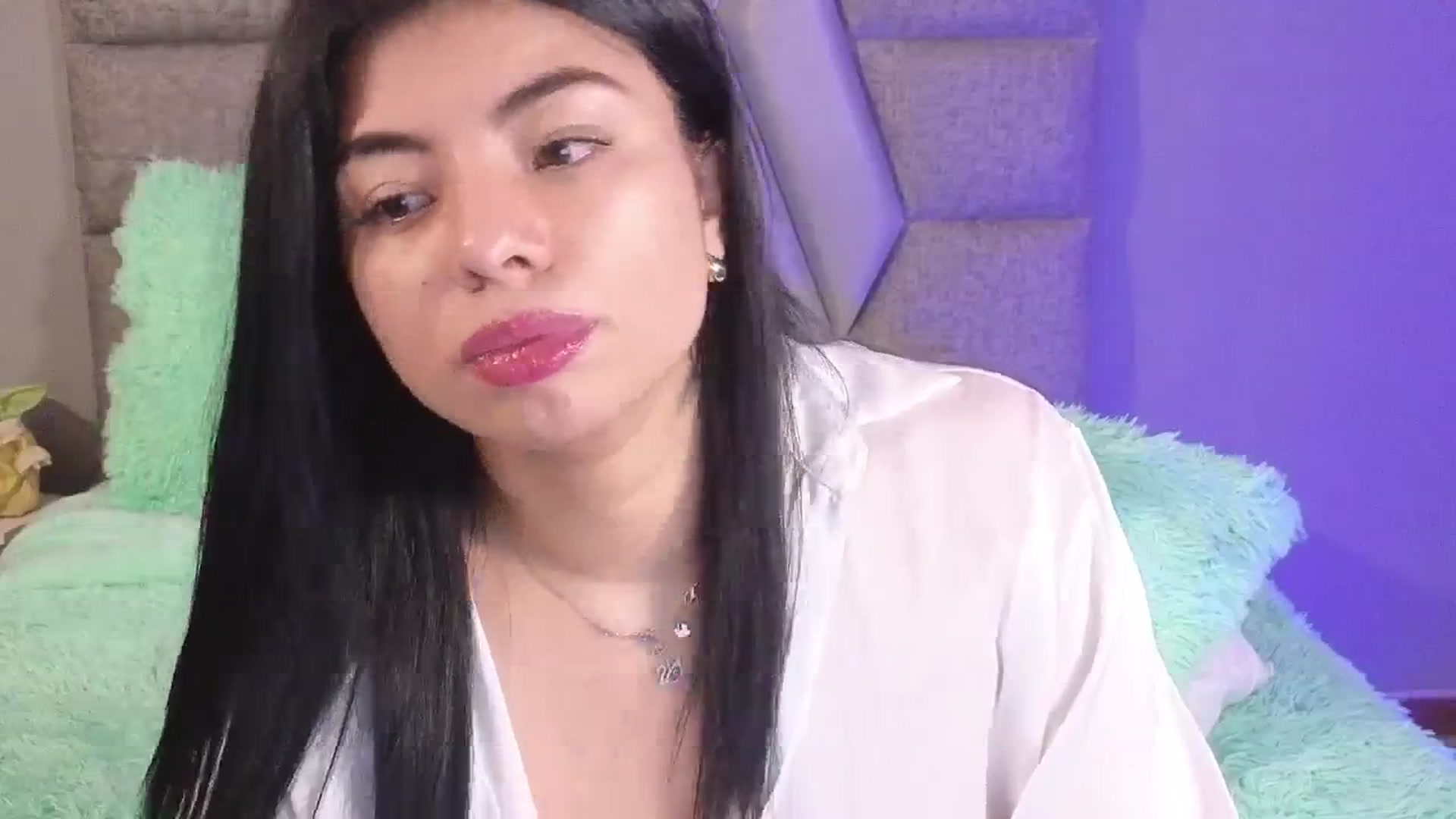 Gallery image thumbnail from Miaparkers's myfreecams stream on, 01/19/2025, 23:15 image 18 of 20